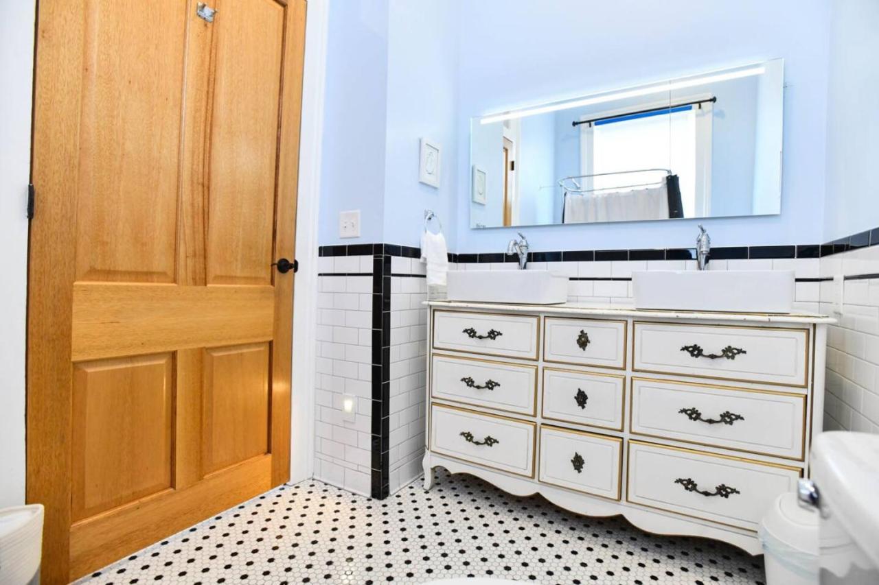 Villere Historic - Bookable Only By New Orleans