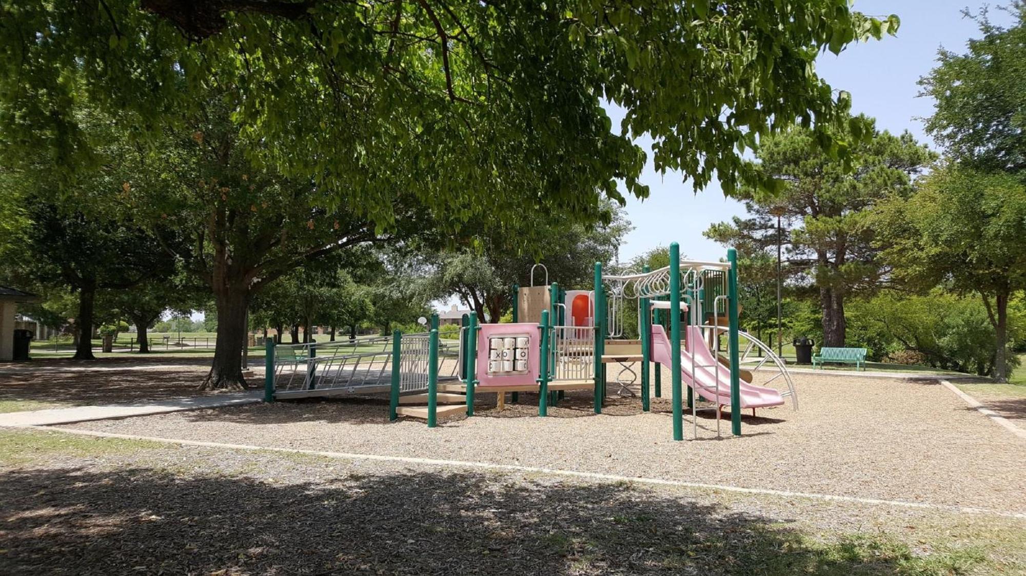 Spacious On Carondelet Street Close To The French Quarter New Orleans