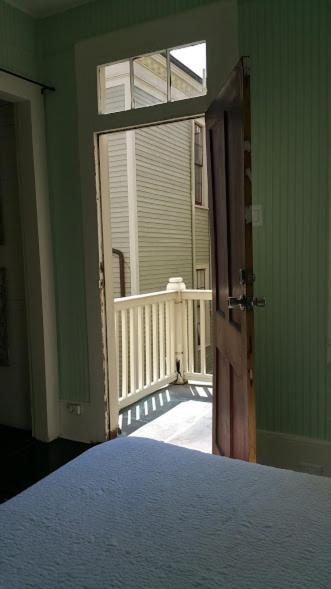 Apartment Walker Mansion On St Charles Ave - Unit 7