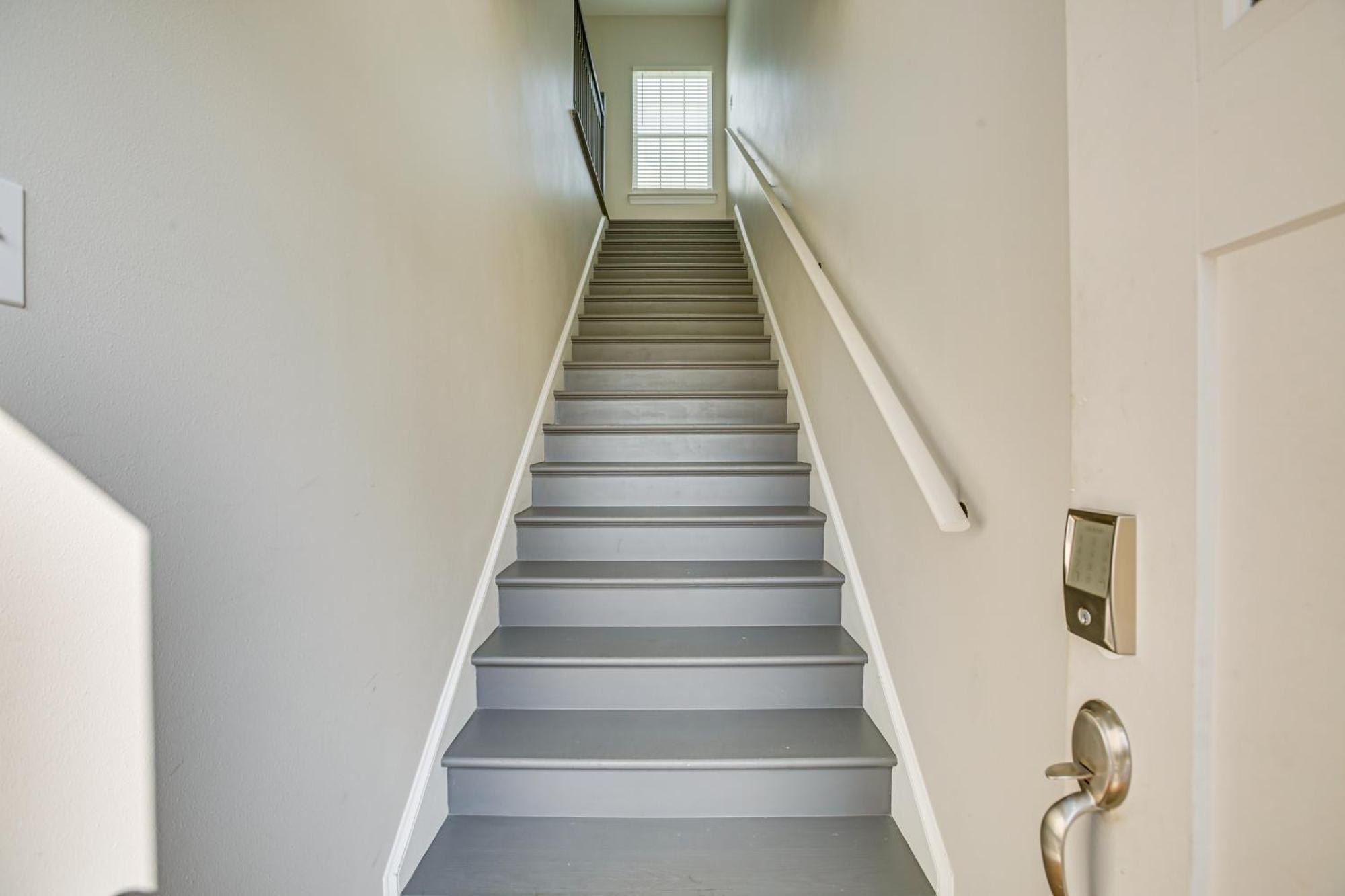 Walk To Carrollton Ave Eats Bright Nola Duplex!