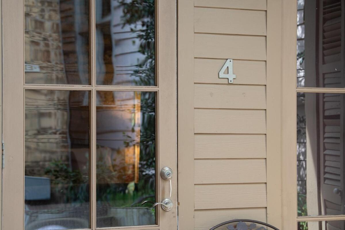 Engine 24 Firehouse Bed & Breakfast 3*