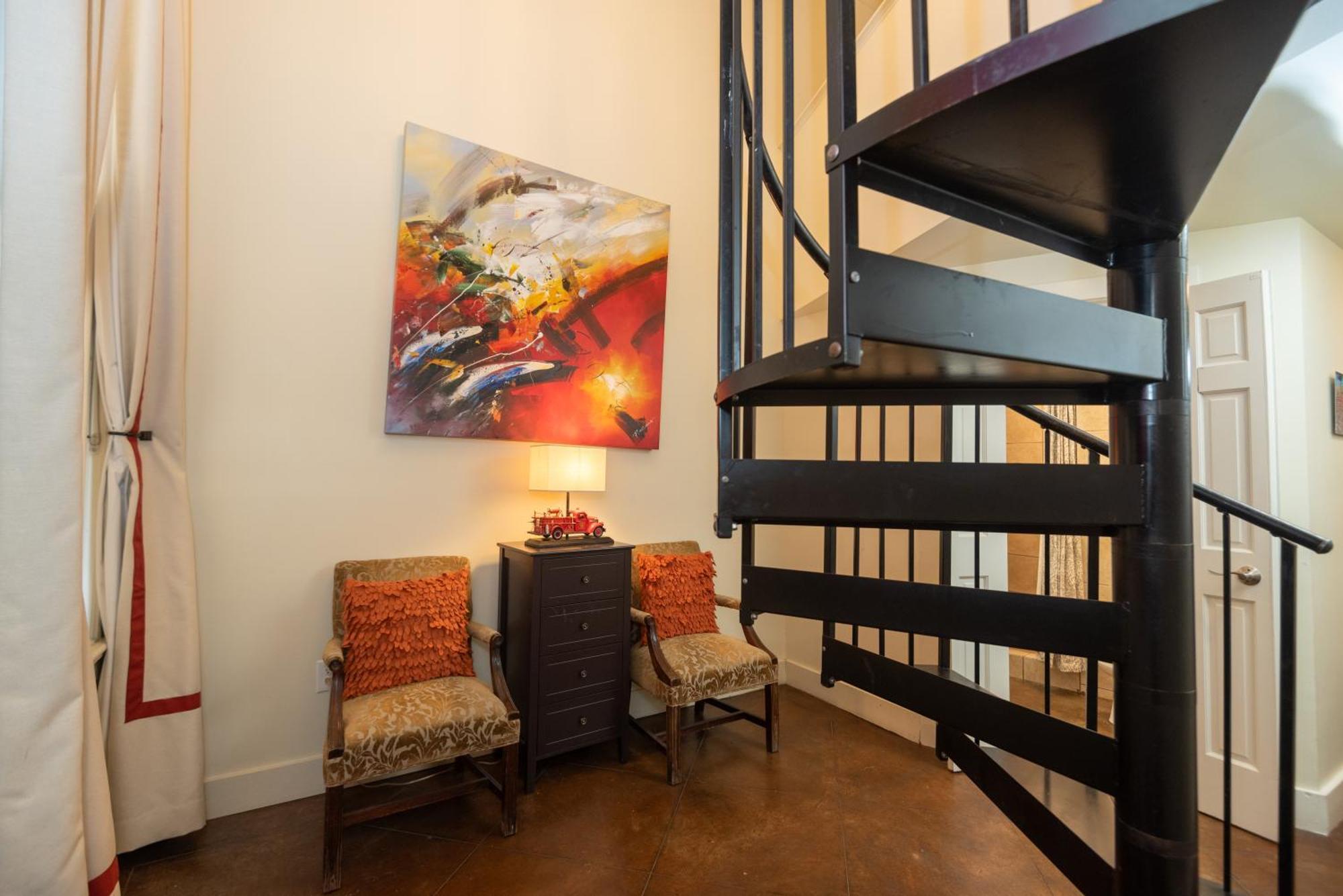 Engine 24 Firehouse Bed & Breakfast New Orleans