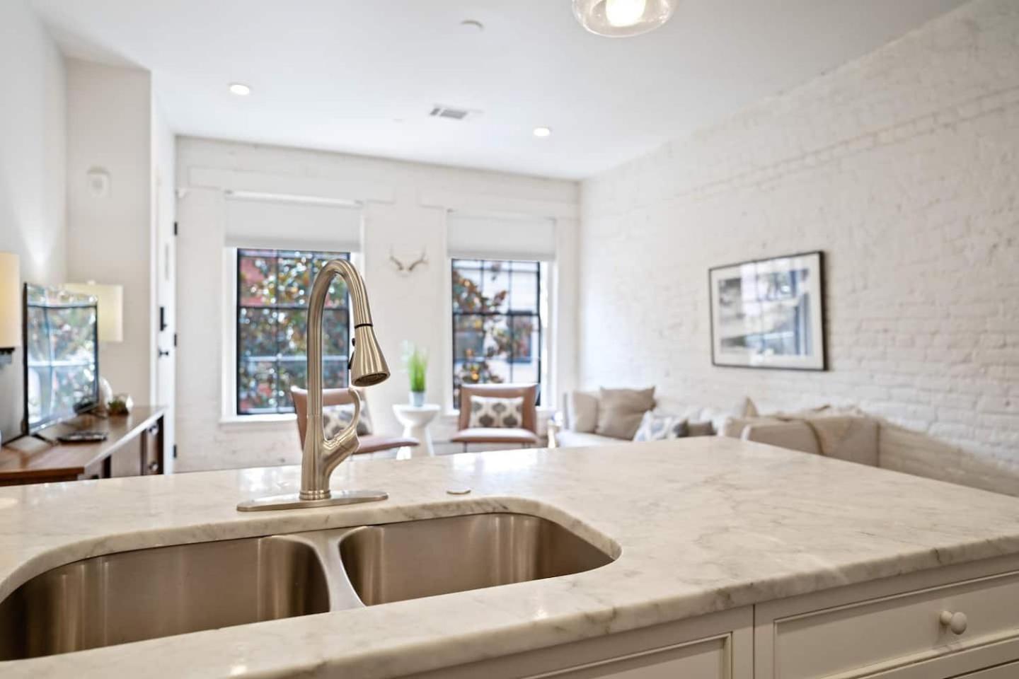 Group-friendly Near Bourbon Street