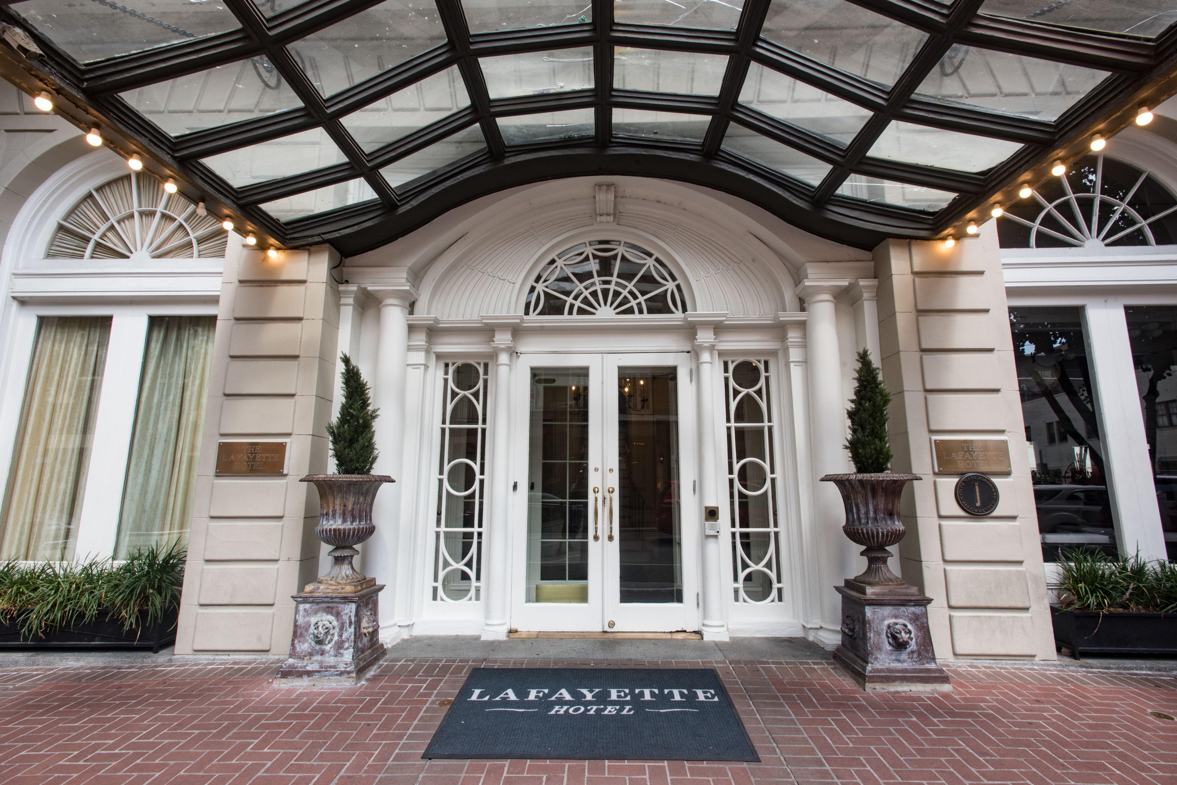 The Lafayette By Kasa Living 3* New Orleans