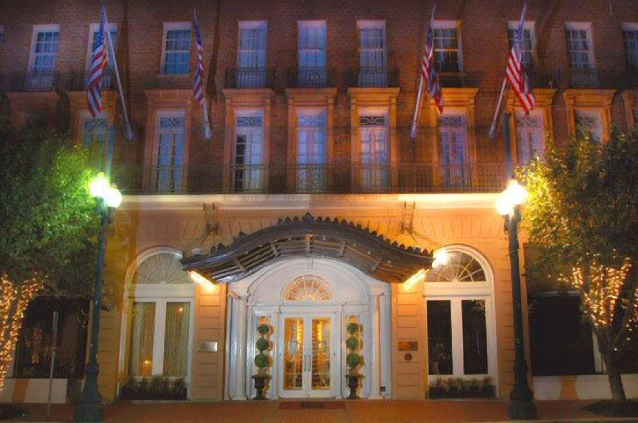 The Lafayette By Kasa Living 3*