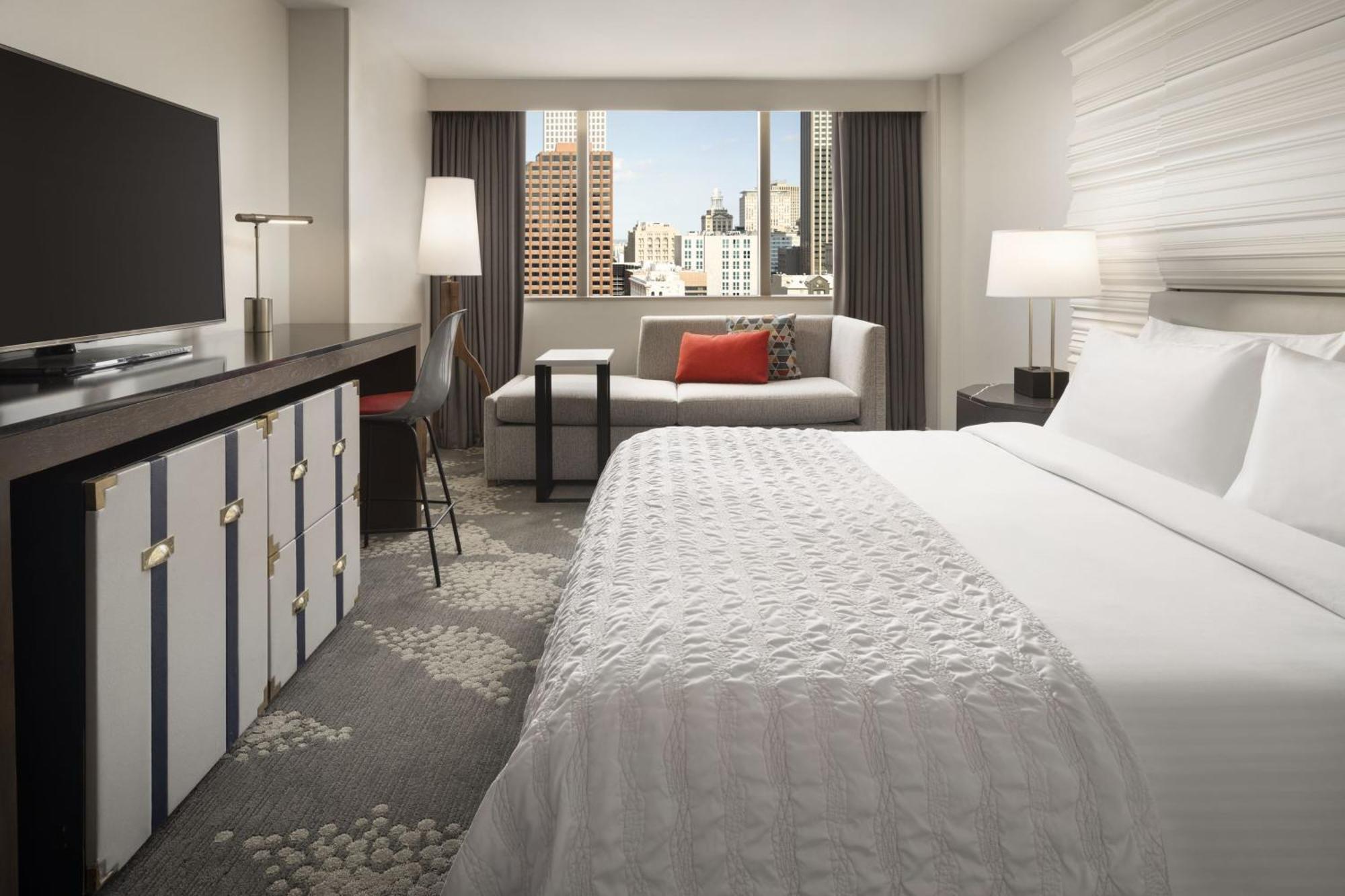 Le Meridien Hotel New Orleans