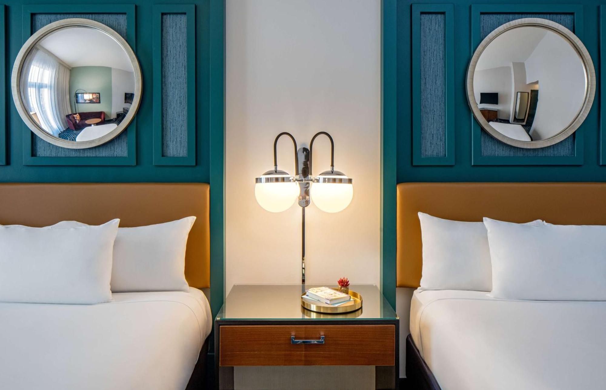 Hyatt Centric French Quarter 4*