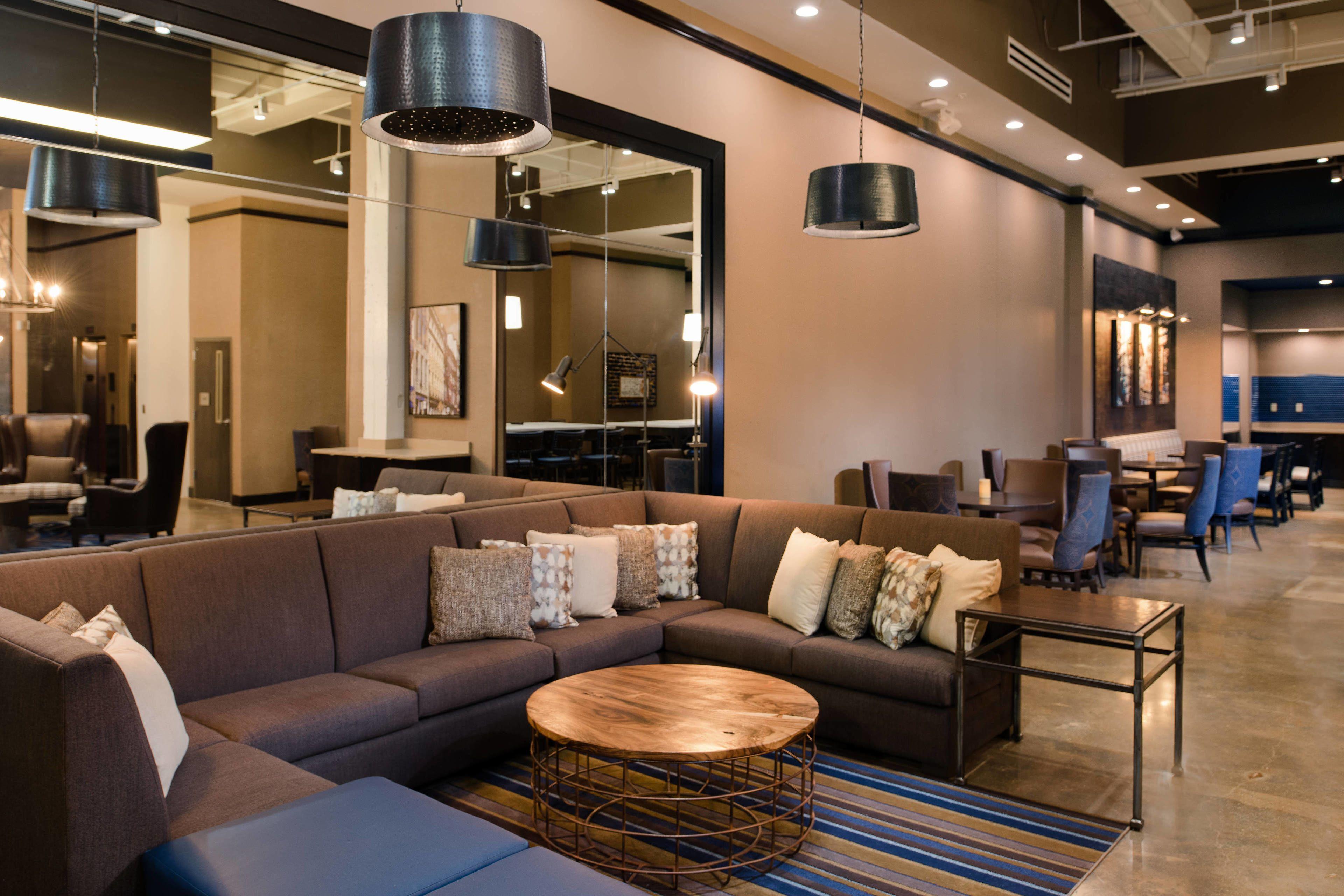 Hotel Fairfield By Marriott Inn & Suites New Orleans Downtown French Quarter Area 3*