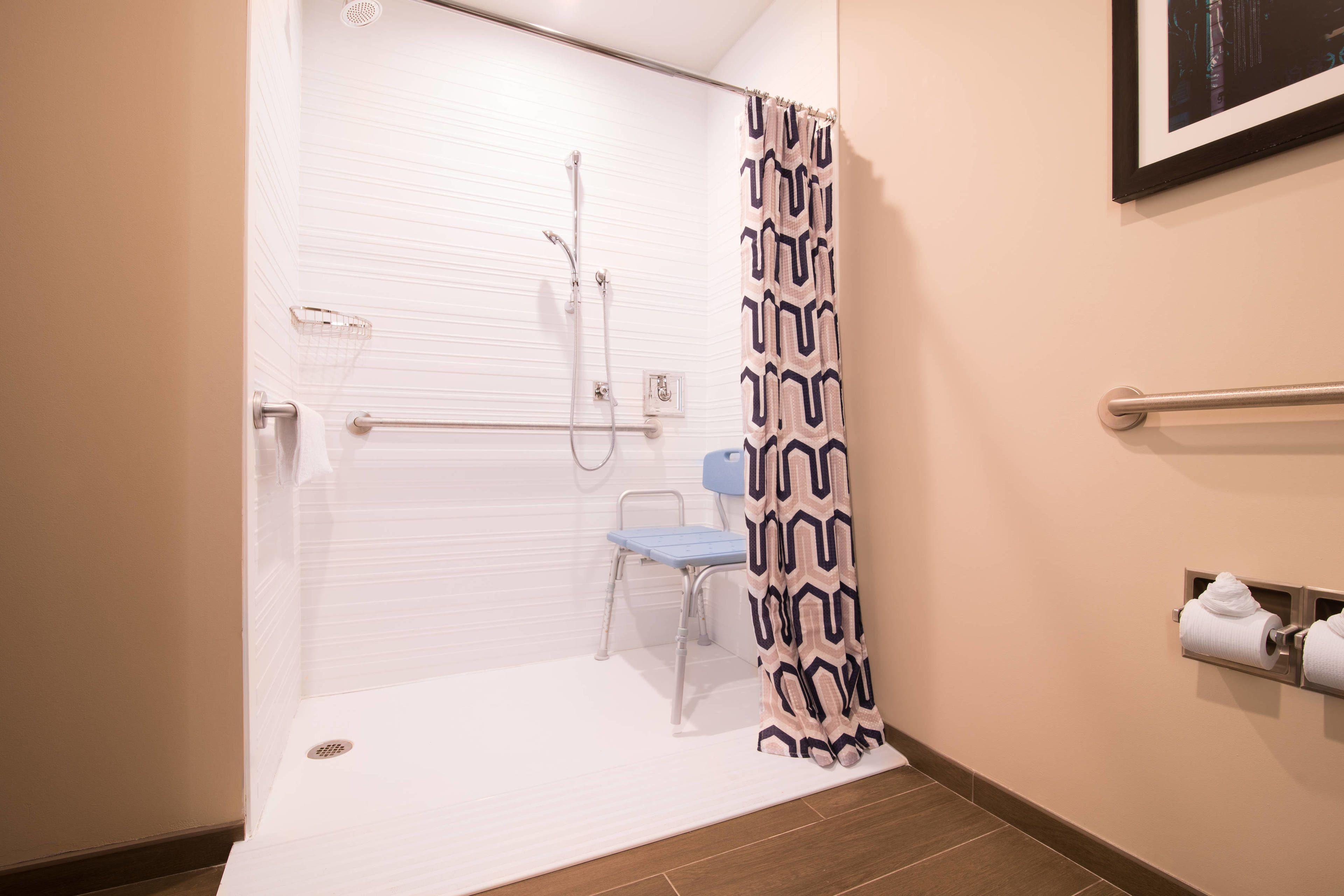 Fairfield By Marriott & Downtown French Quarter Area 3*