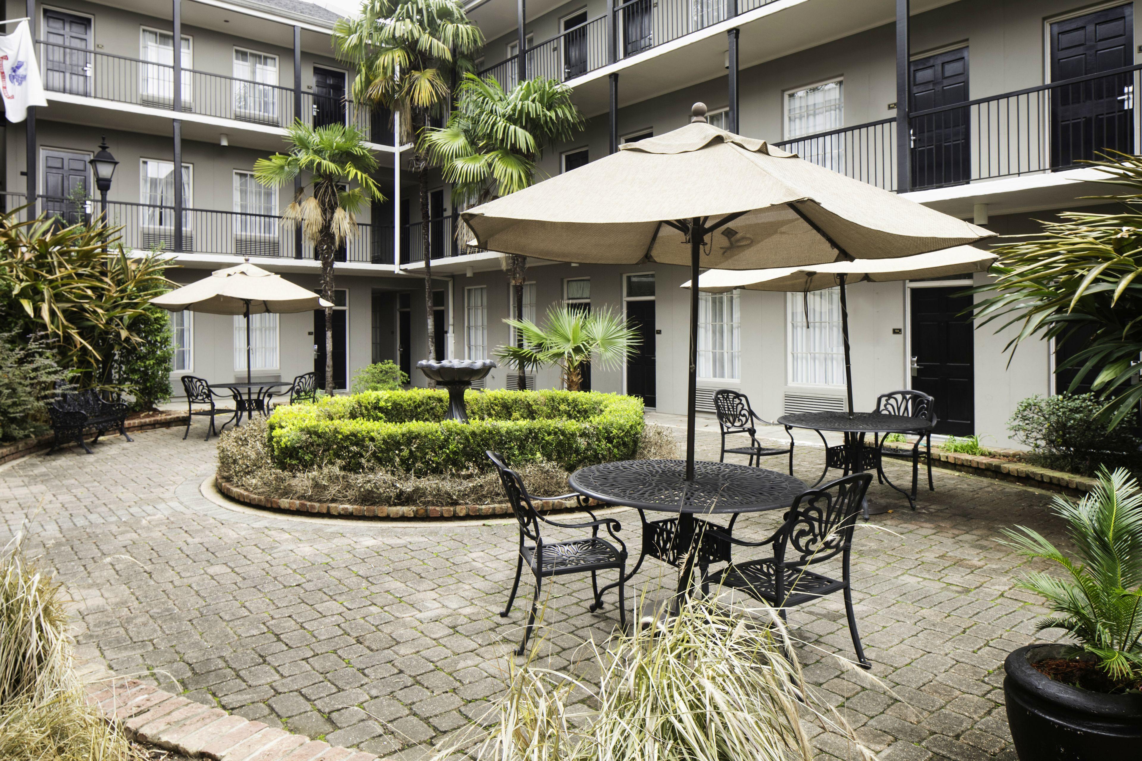 Maison Saint Charles Hotel 3*