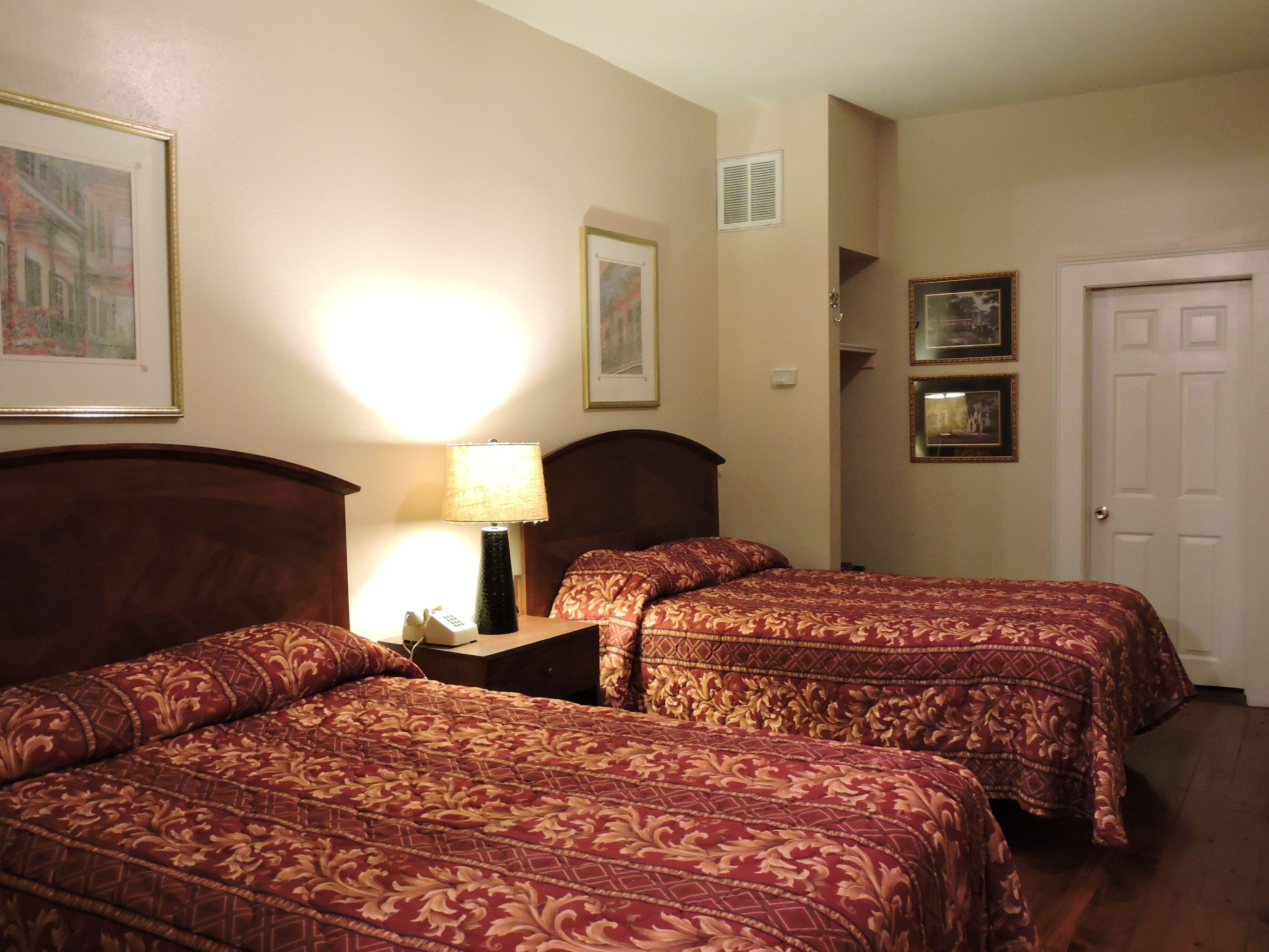 Hotel Courtyard By The French Quarter