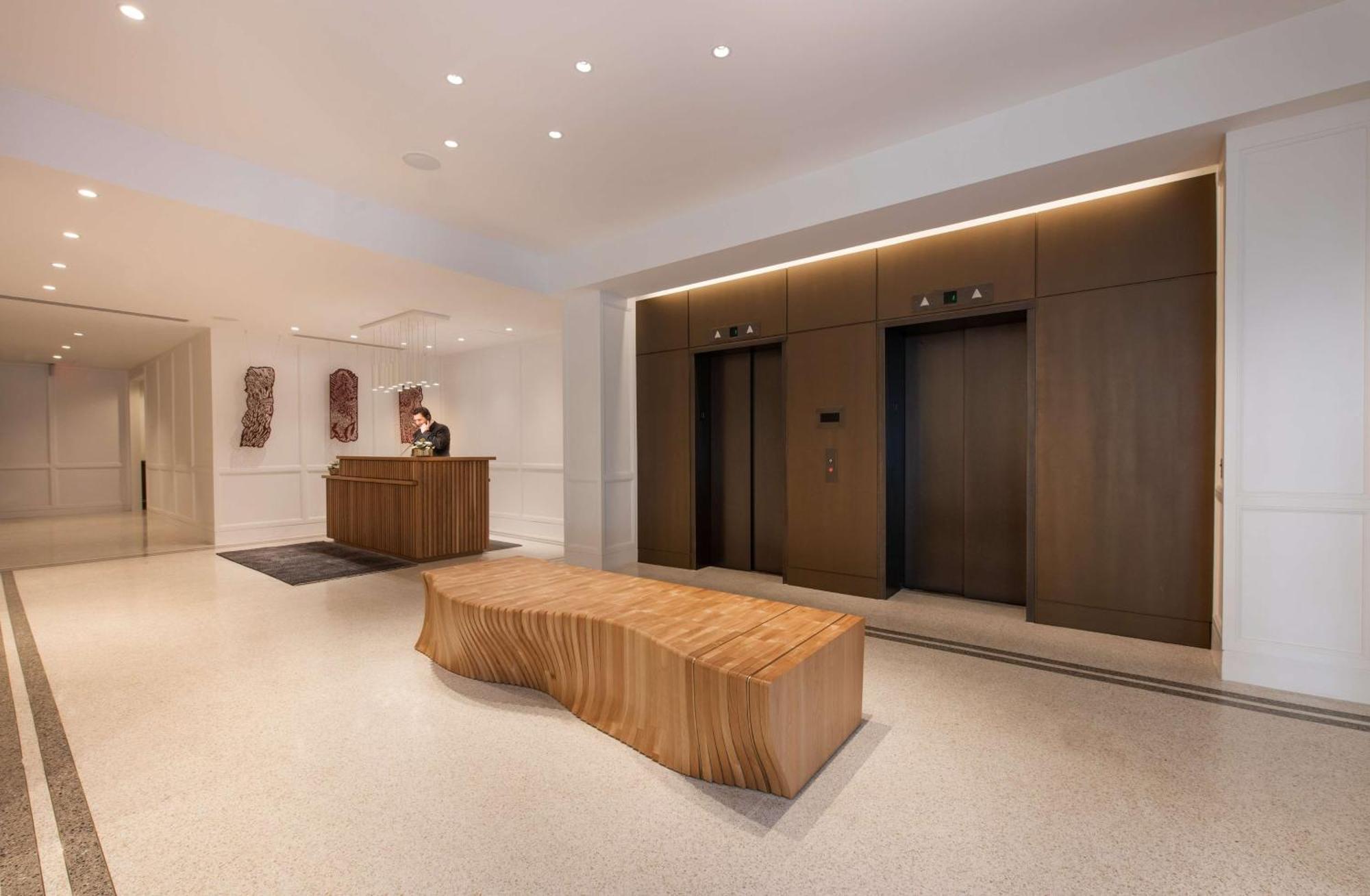 Theo New Orleans, Tapestry Collection By Hilton Hotel