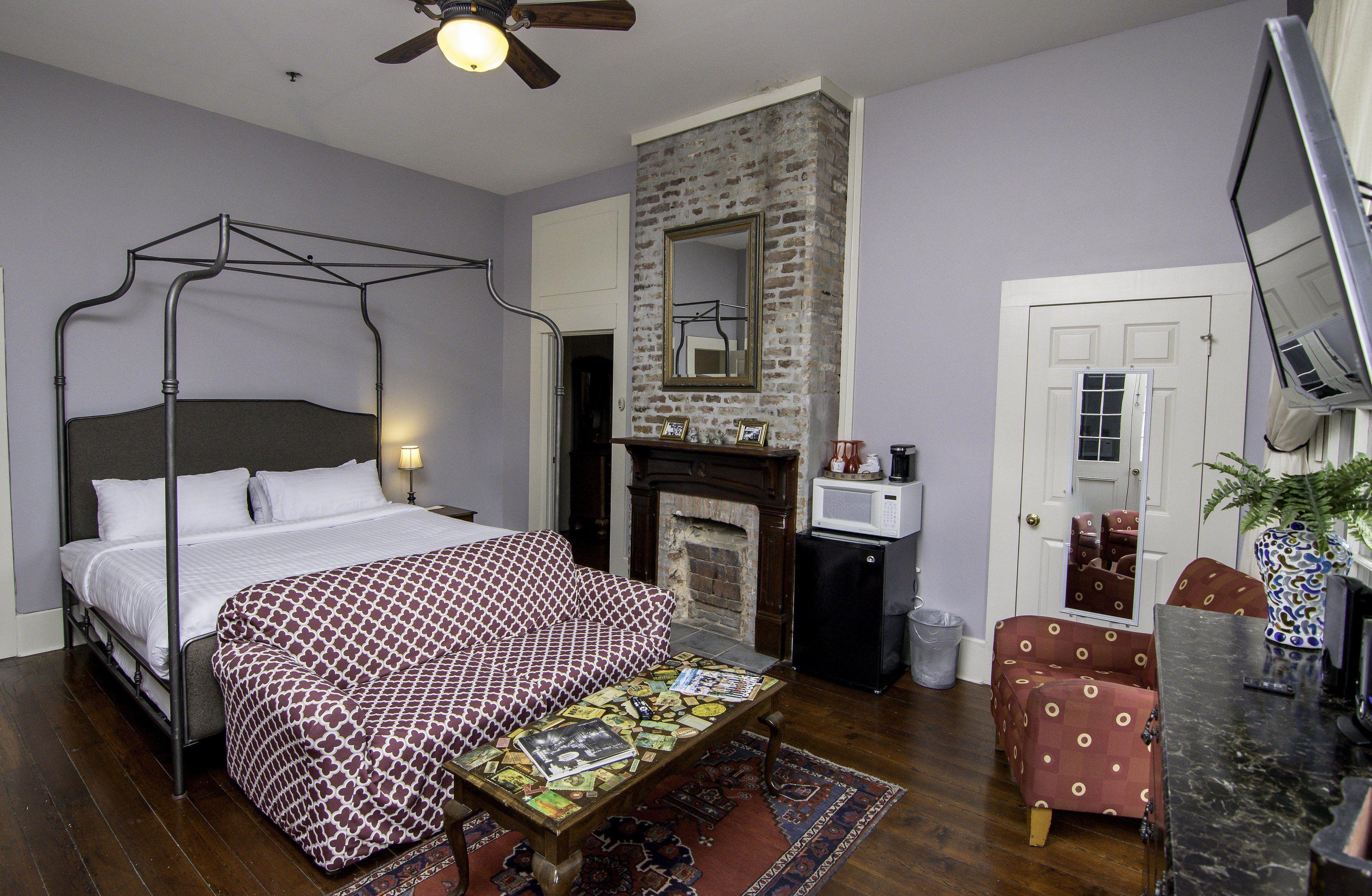 Rathbone Mansions 3*