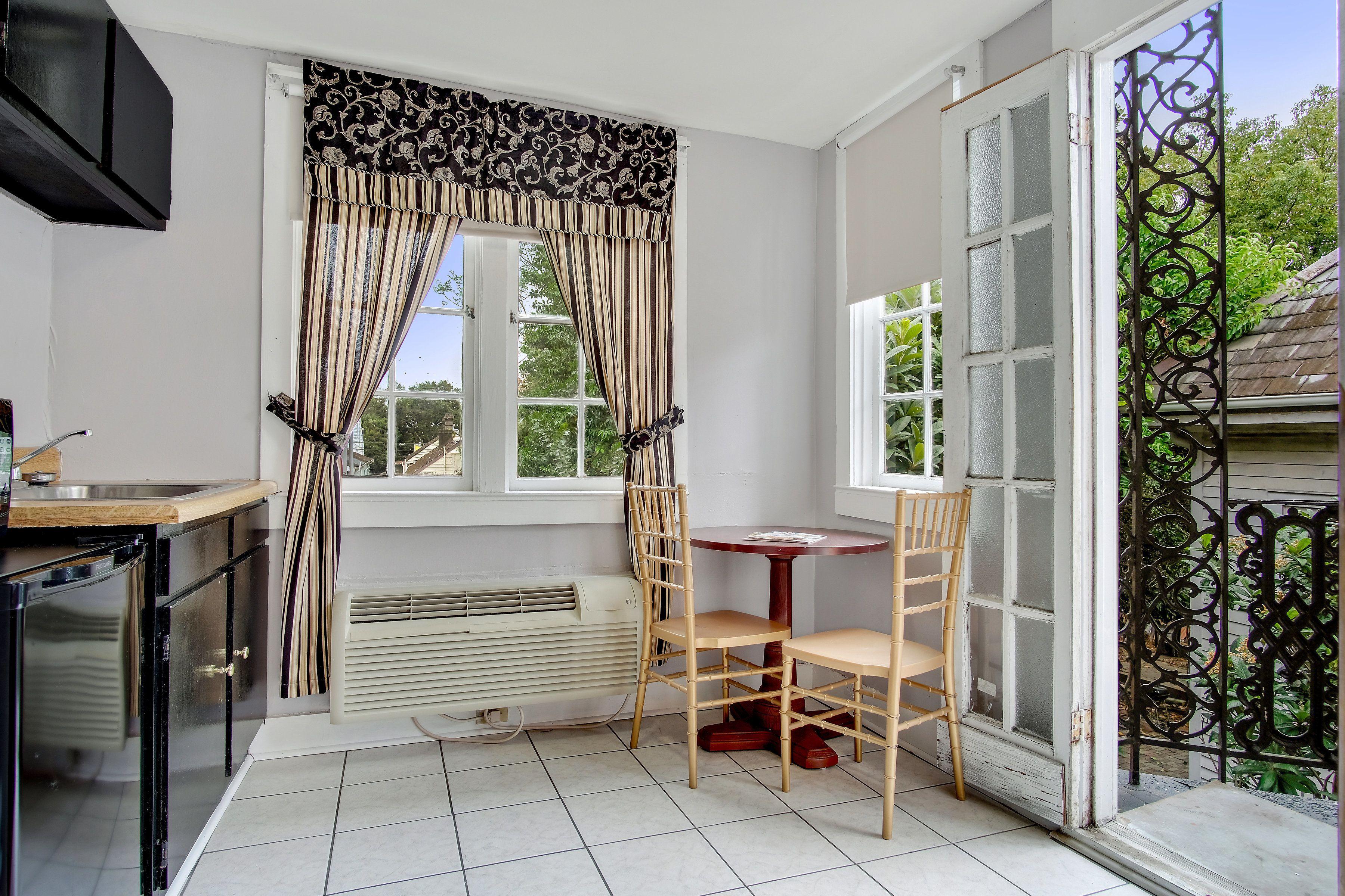 Rathbone Mansions Hotel New Orleans