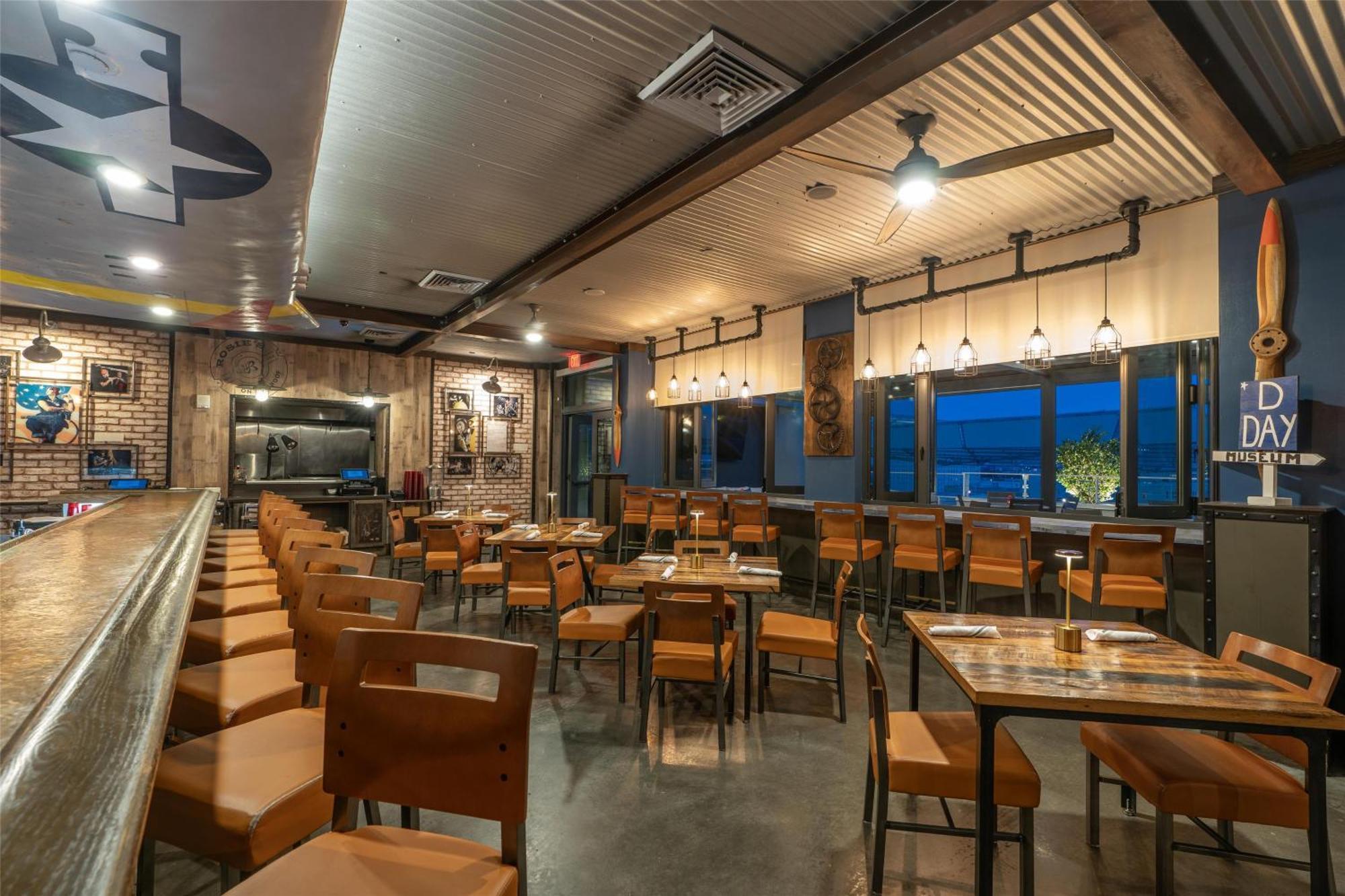 The Higgins New Orleans, Curio Collection By Hilton Hotel