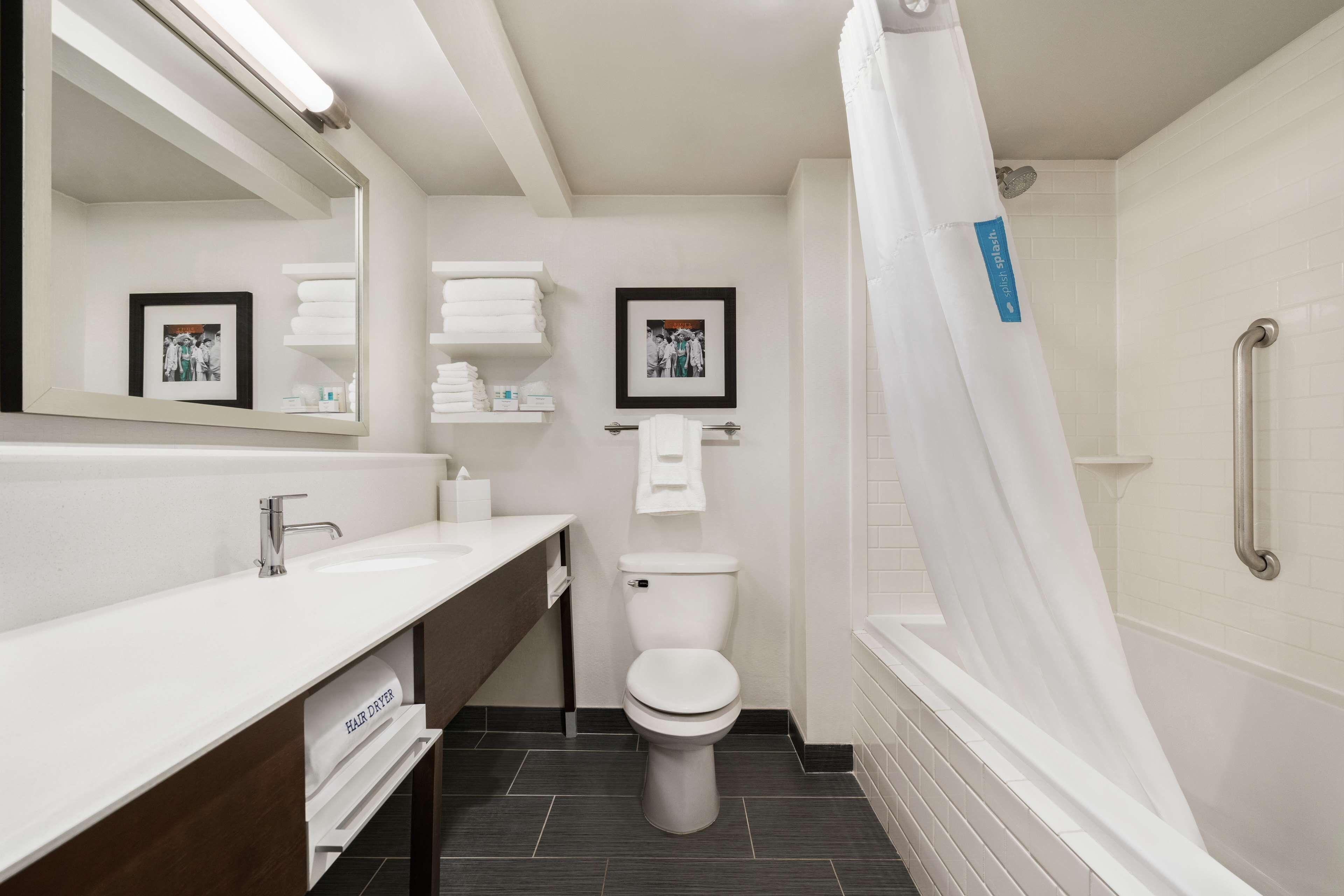 Hotel Hampton New Orleans/st.charles Ave 3*