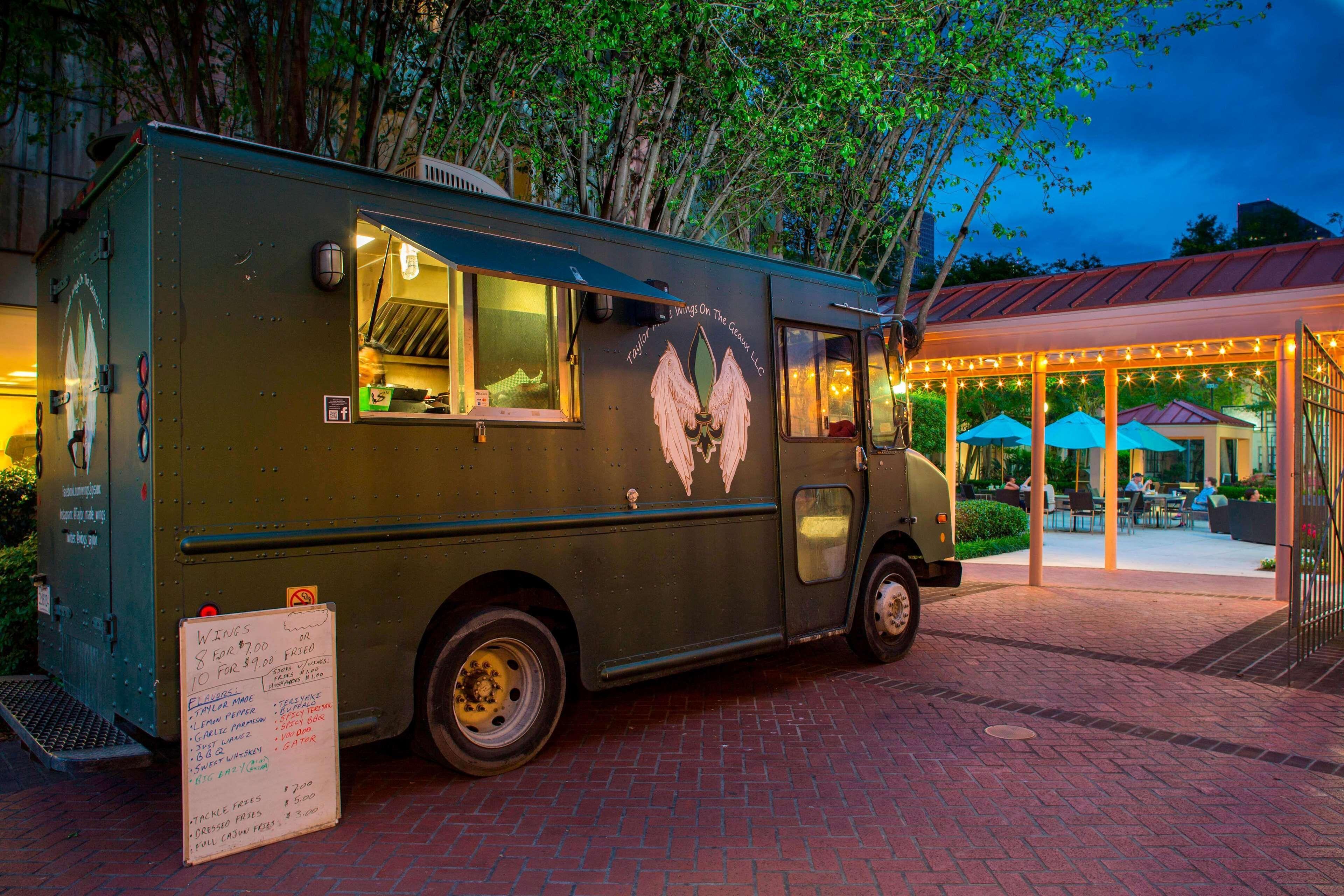 Hotel Sonesta Es Convention Center