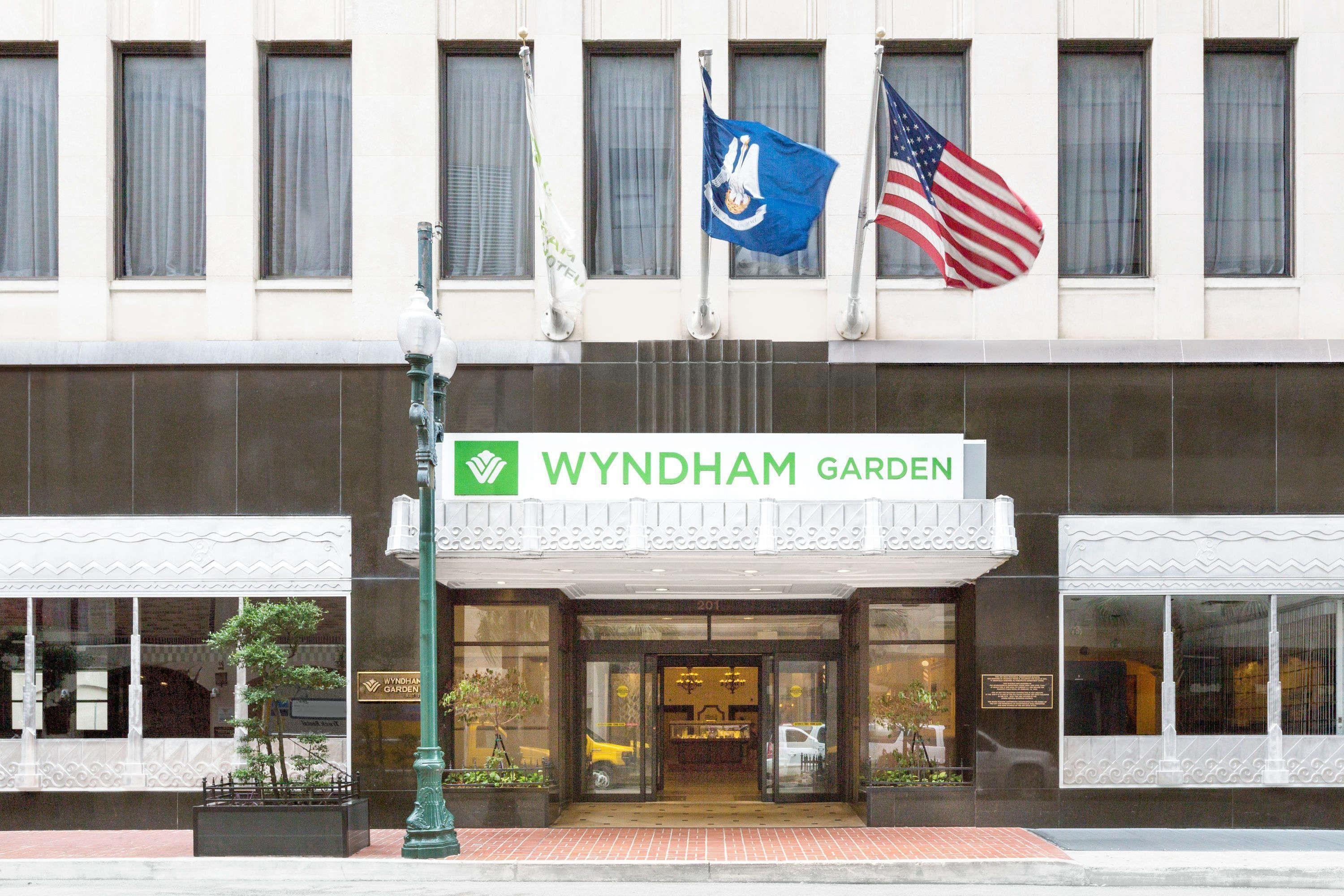Wyndham Garden Baronne Plaza Hotel