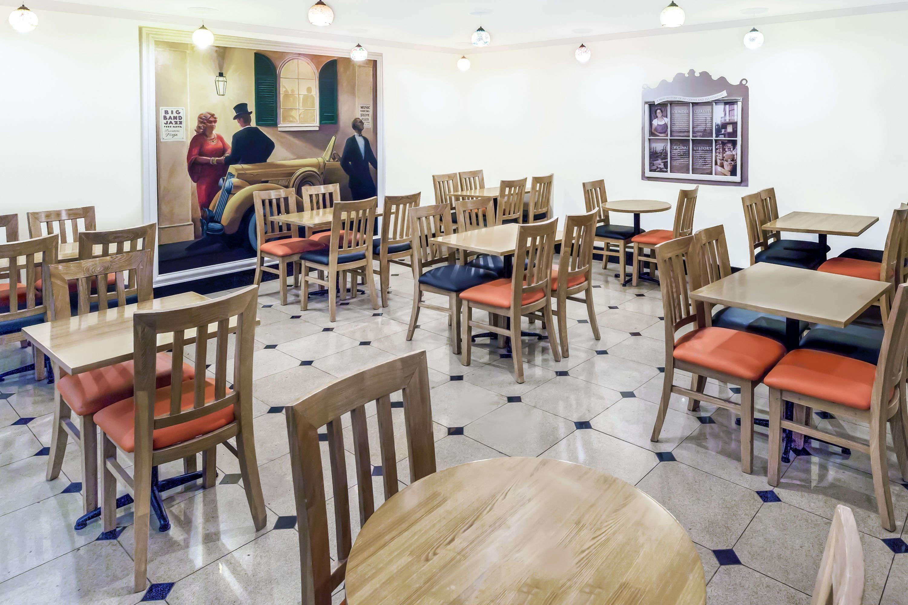 Hotel Wyndham Garden Baronne Plaza