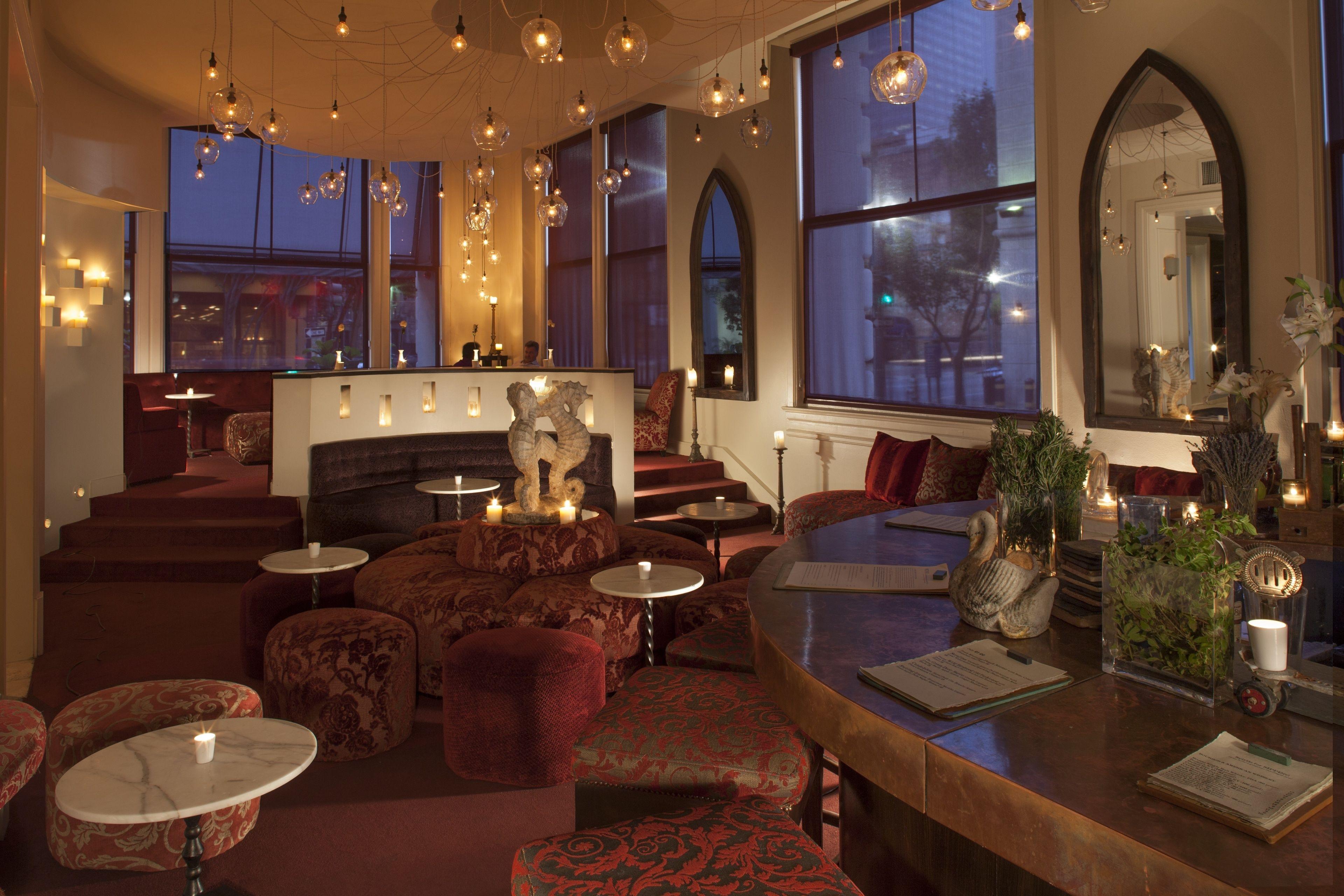 Hotel International House