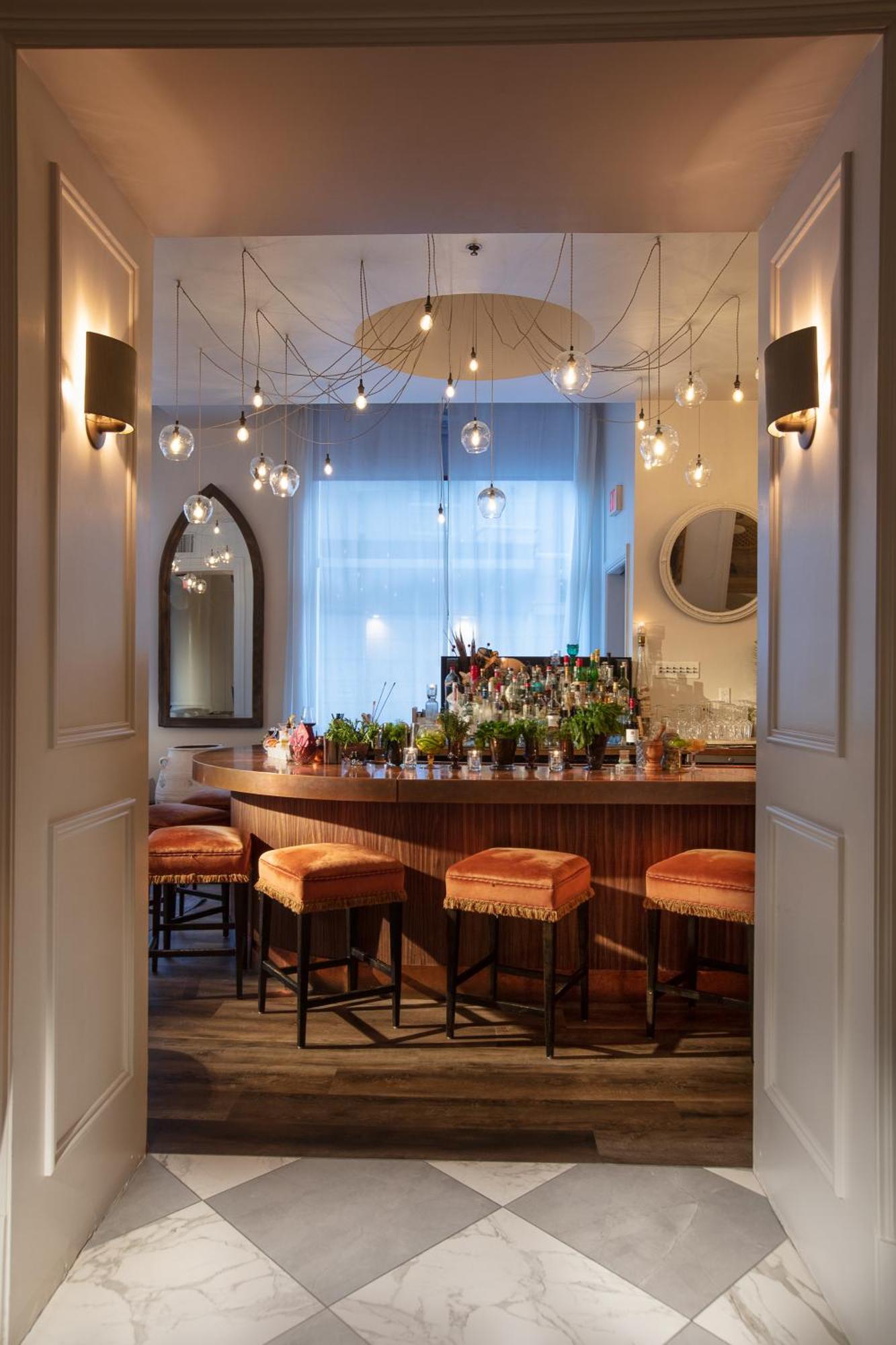 International House Hotel 4*