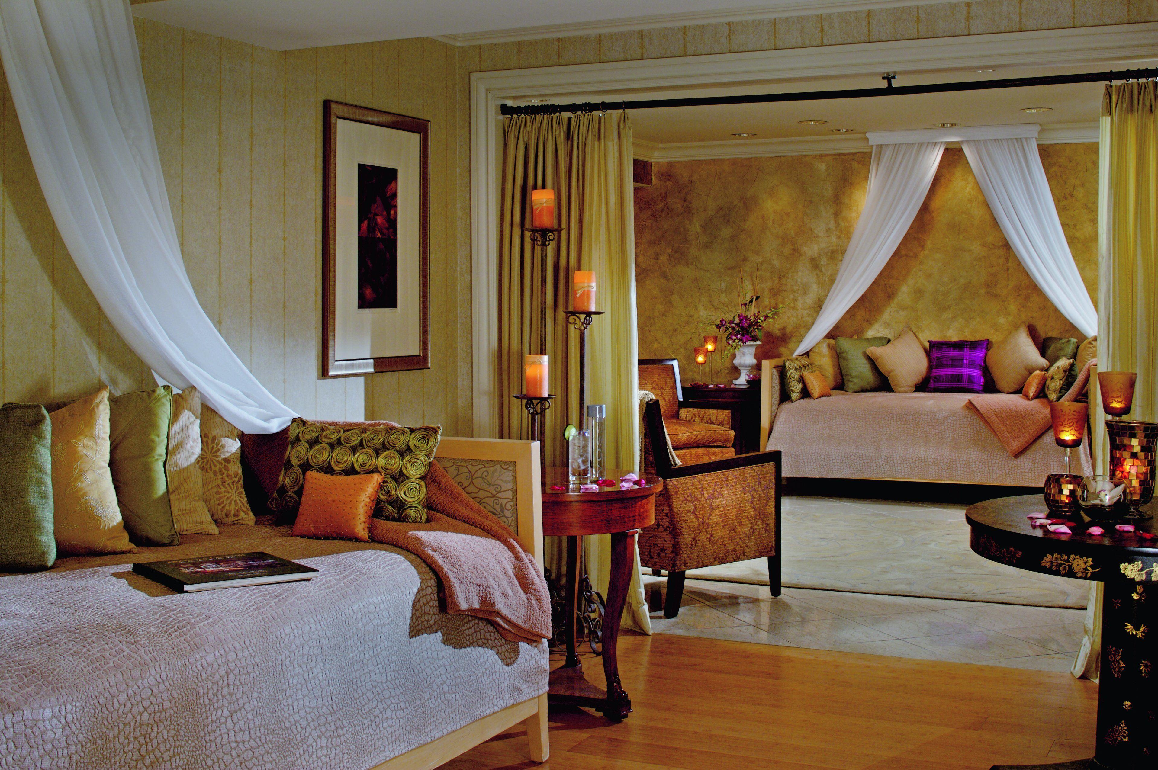 The Ritz-carlton, Hotel