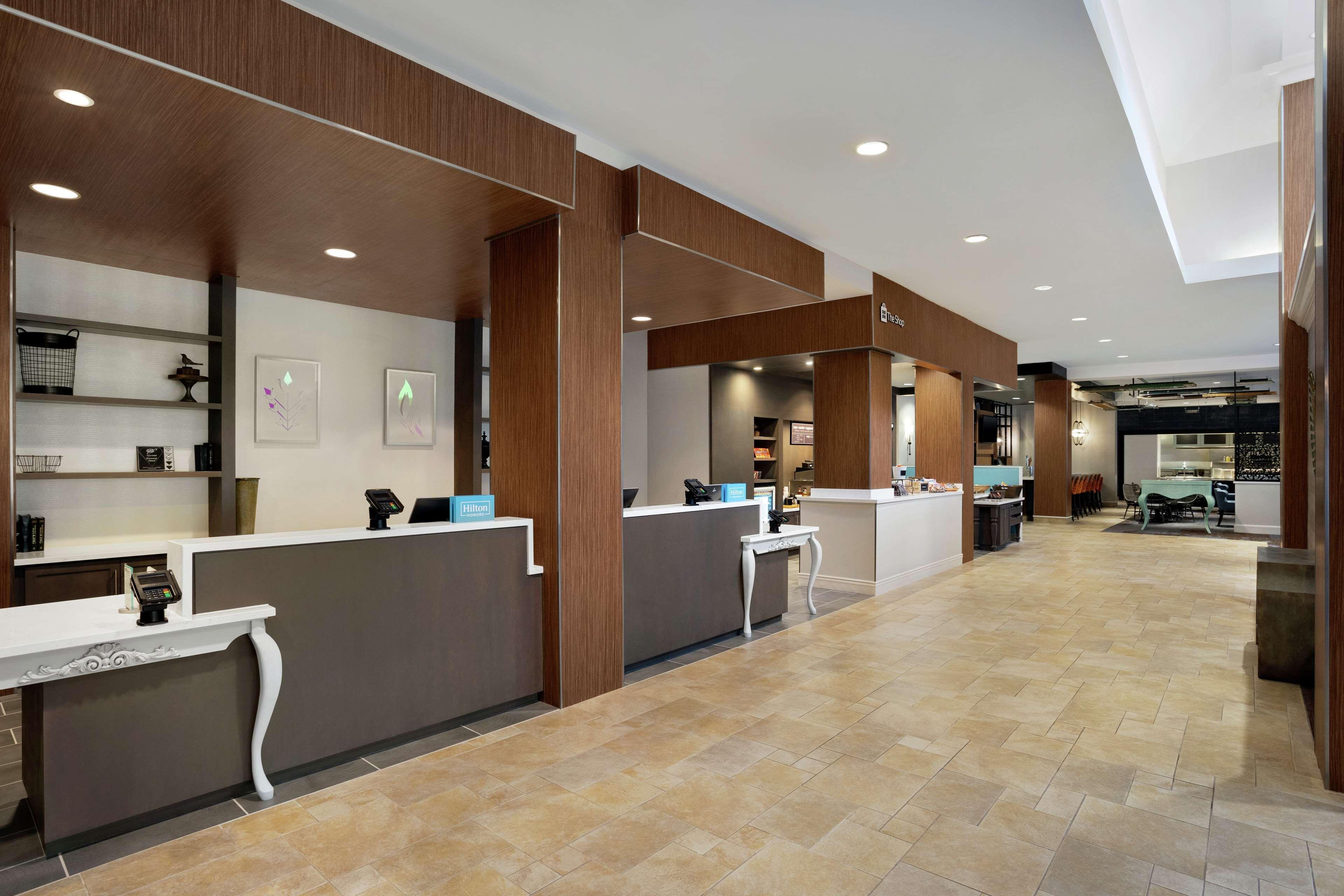 Hilton Garden Convention Center Hotel