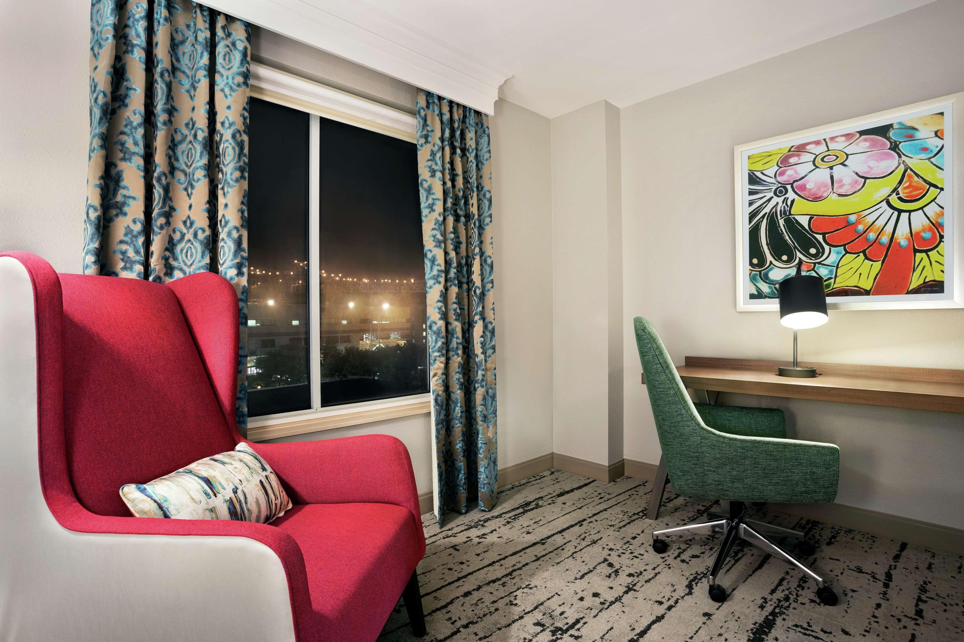 Hilton Garden Convention Center Hotel