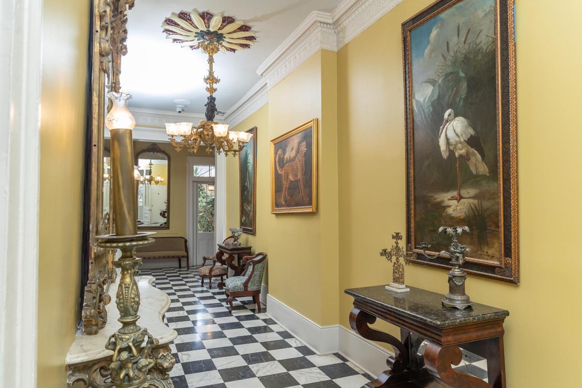 Hotel Lamothe House A French Quarter New Orleans