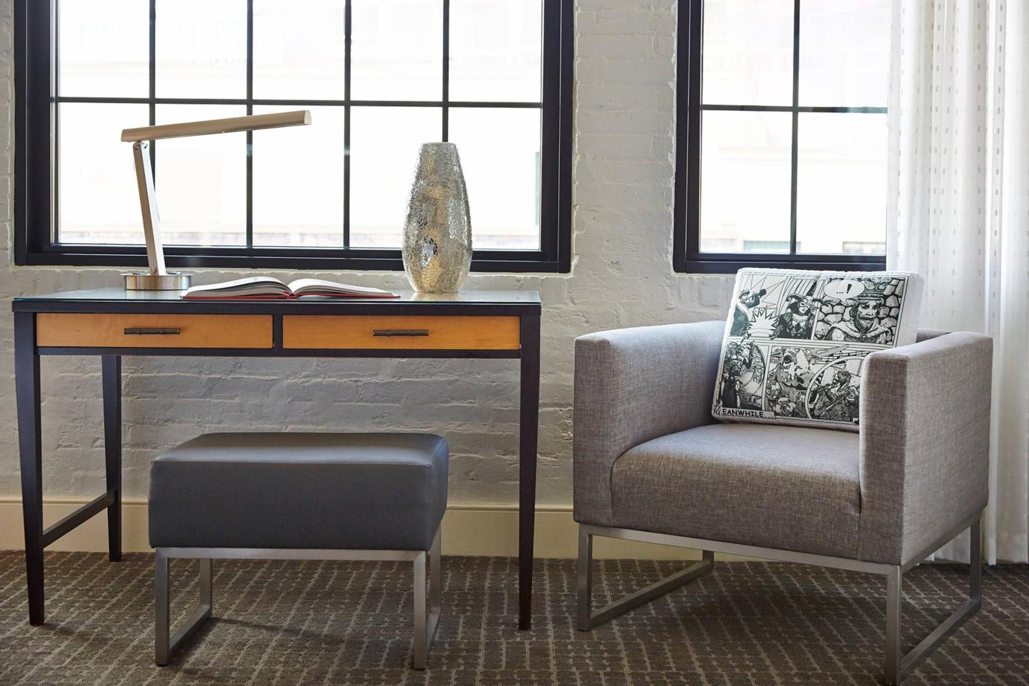 Renaissance Arts Warehouse District