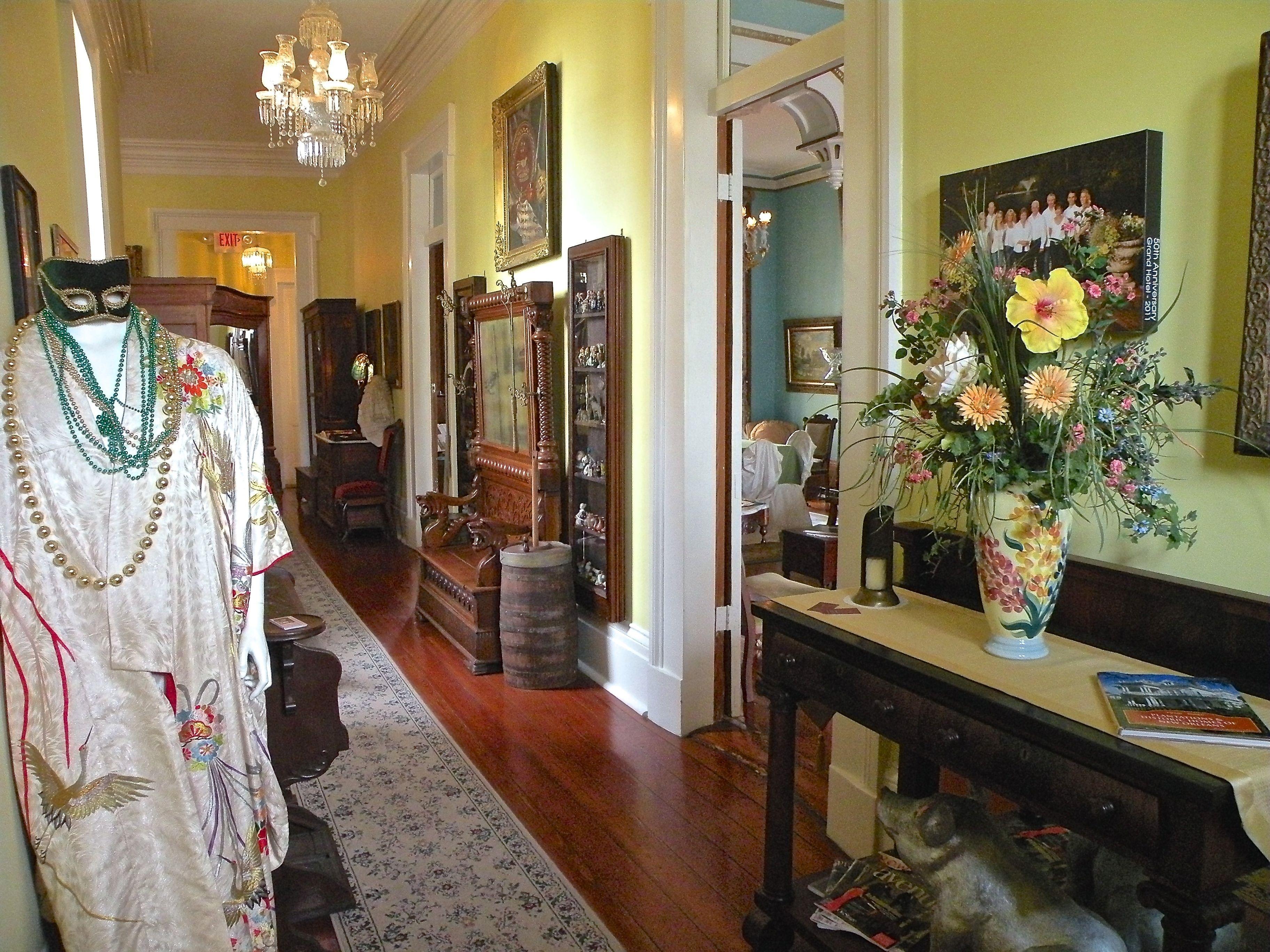 Parisian Courtyard Bed & Breakfast New Orleans