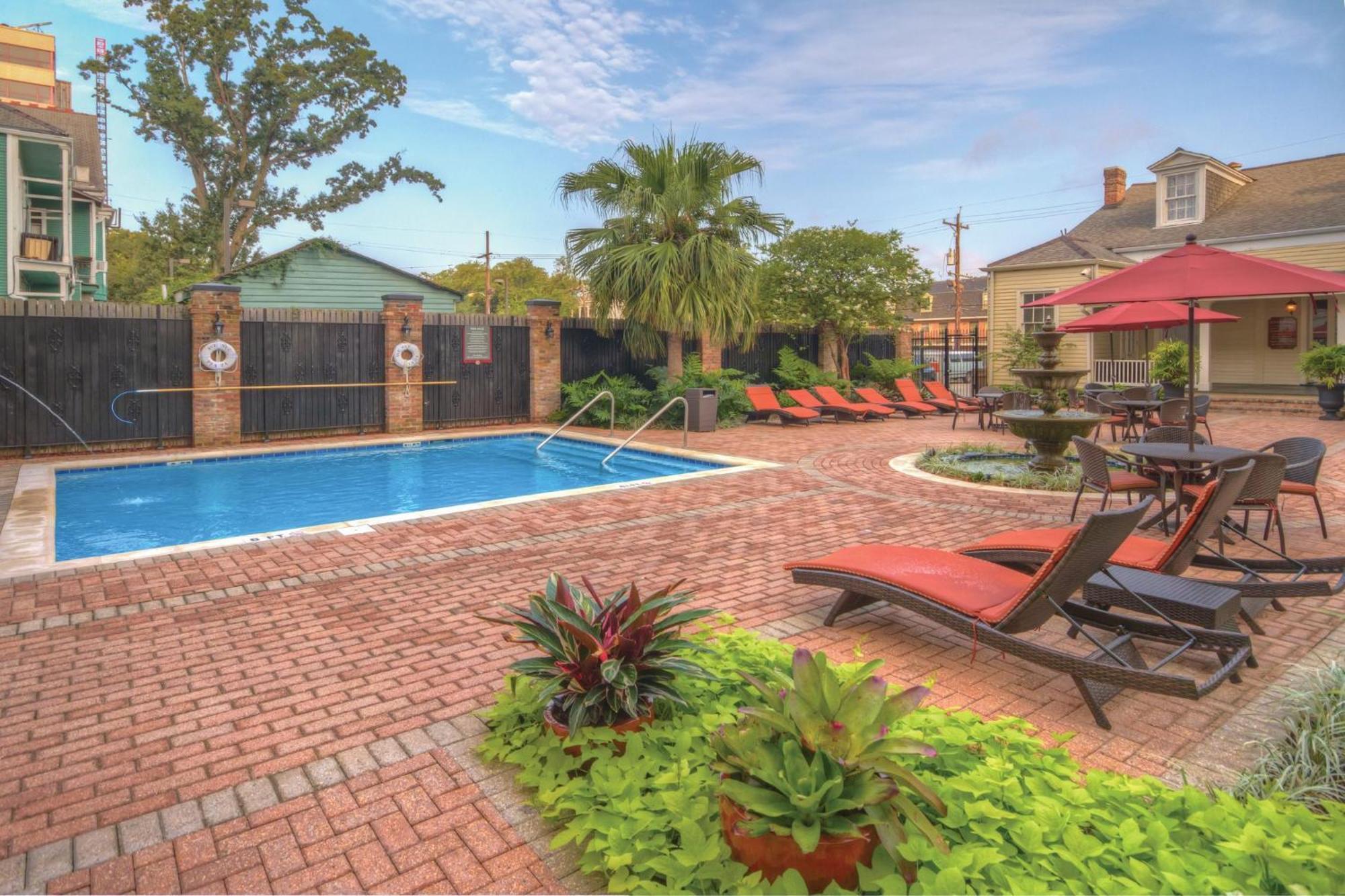 Club Wyndham Avenue Plaza Resort 3*