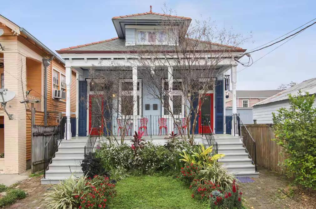 Heart Of Midcity Front Porch 3bd 2 Bath Streetcar