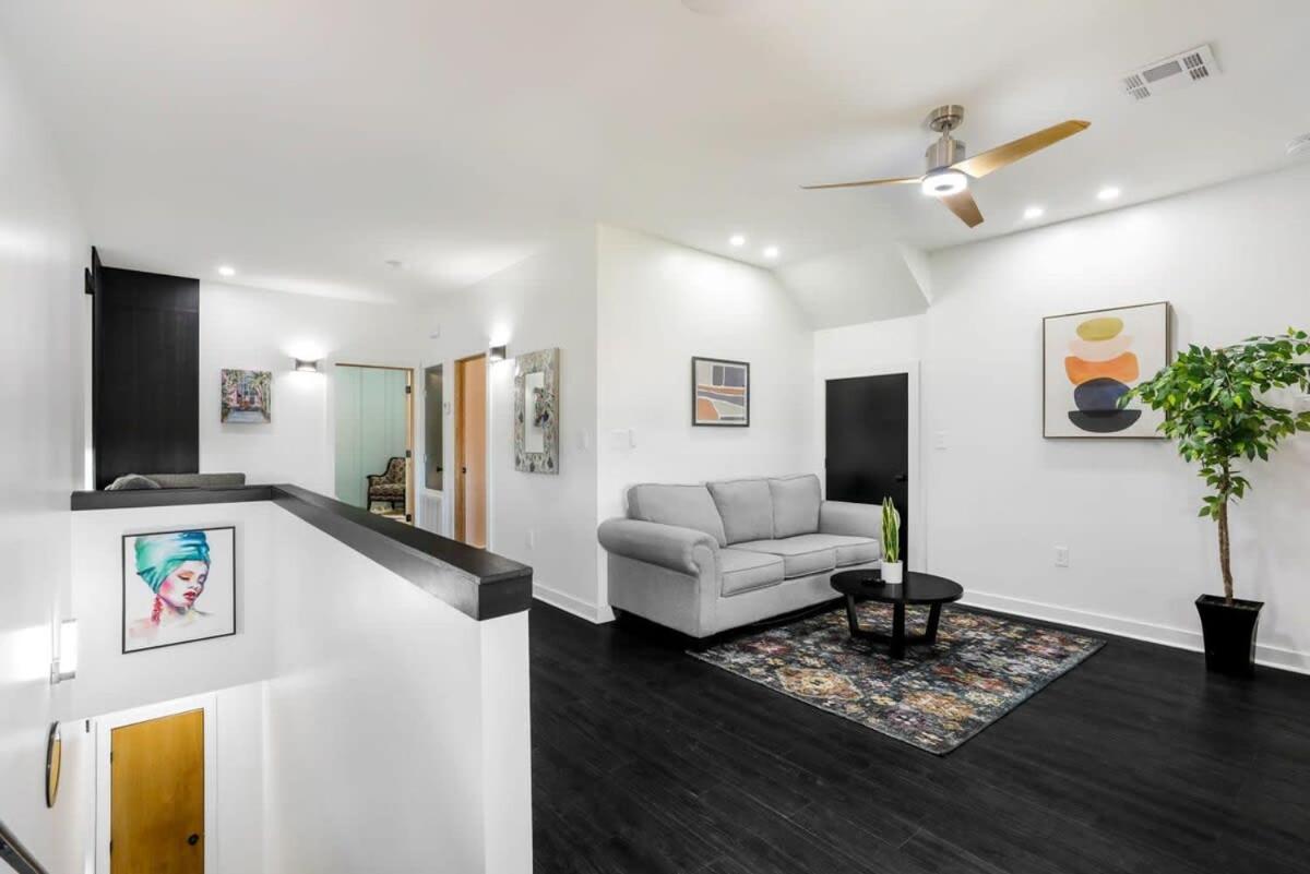 Venus Rooftop * New Orleans