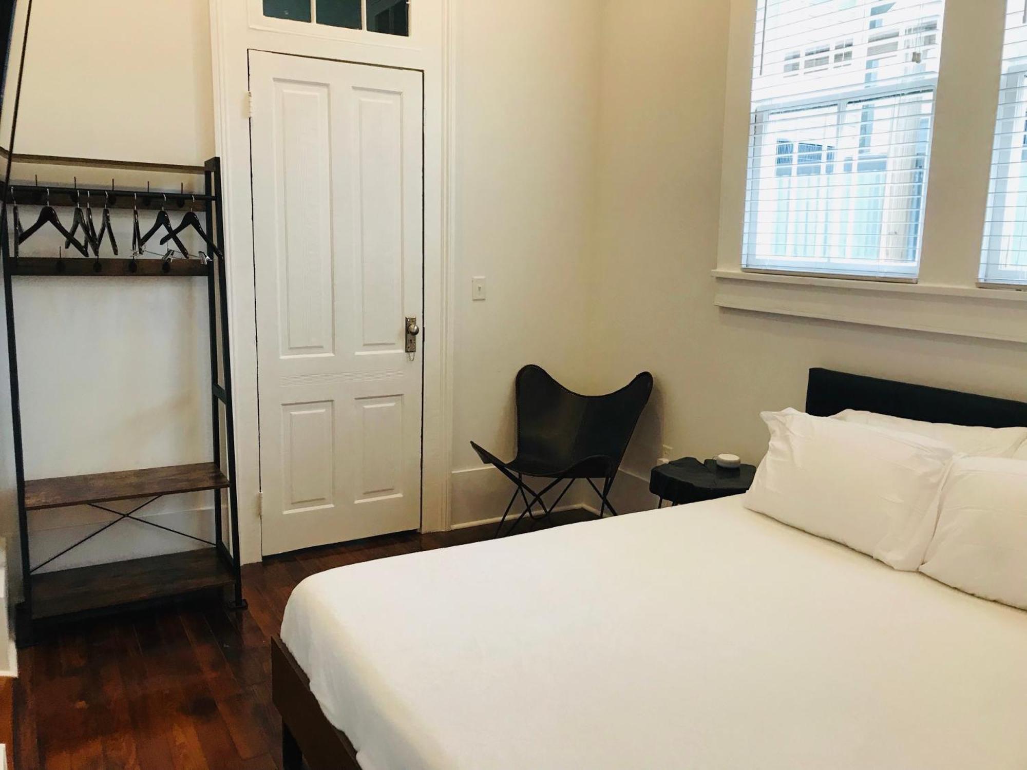 Bed & Breakfast Luxury Spacious - 3 Block Walk To French Quarter