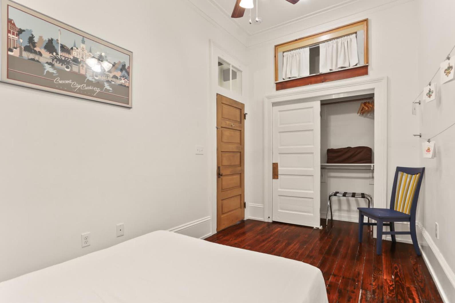 Holiday home Heart Of Midcity Front Porch 3bd 2 Bath Streetcar