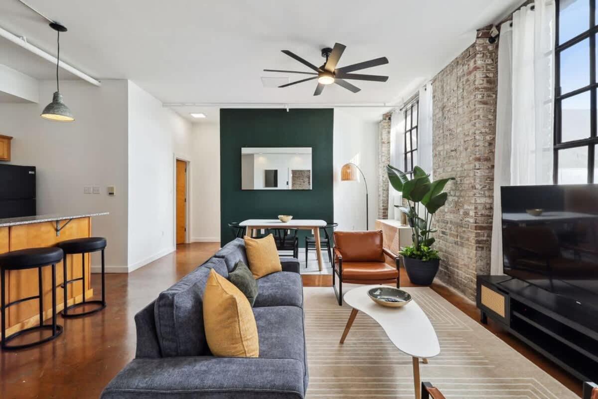 Stylish Industrial Loft In Warehouse District * New Orleans