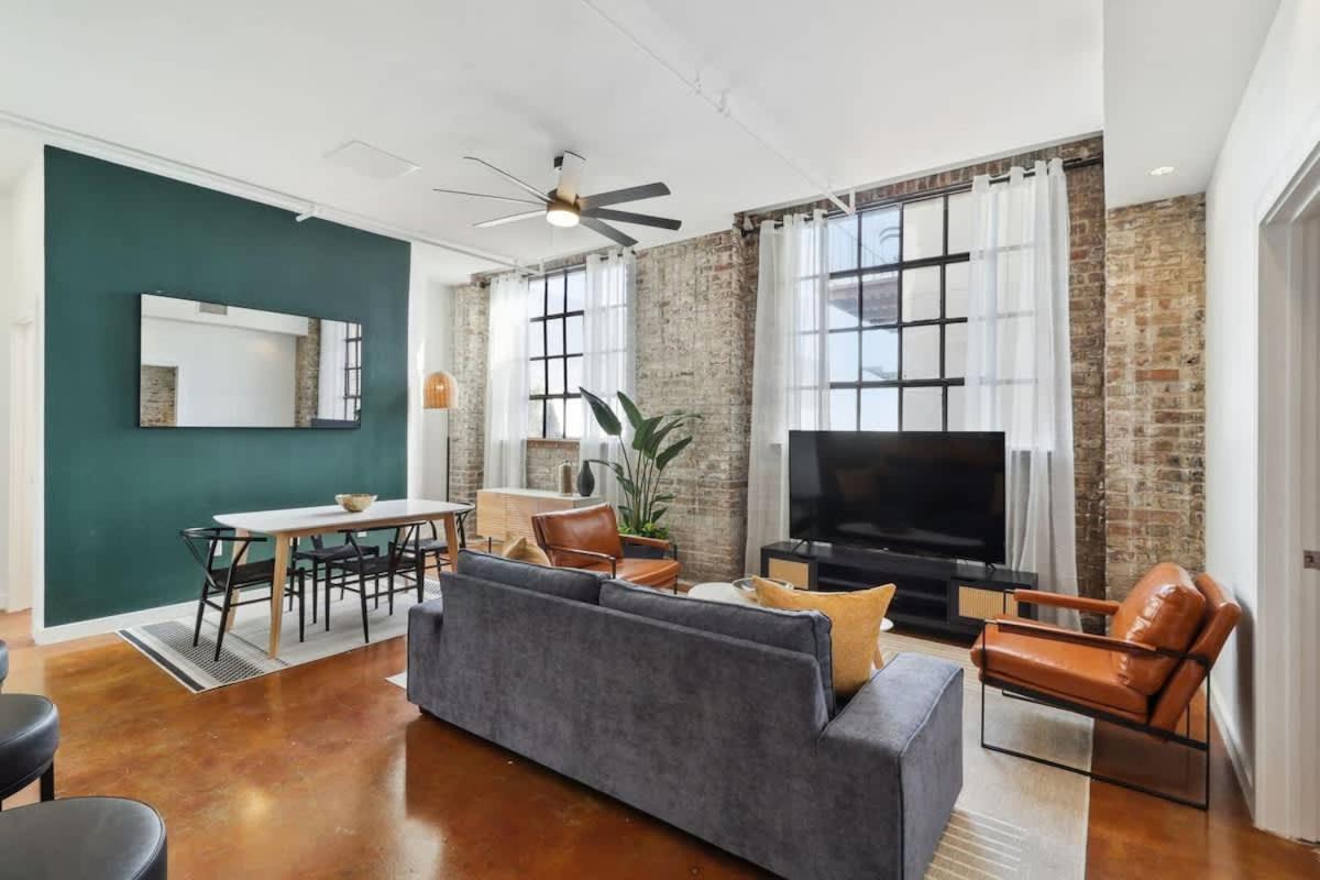 Stylish Industrial Loft In Warehouse District New Orleans