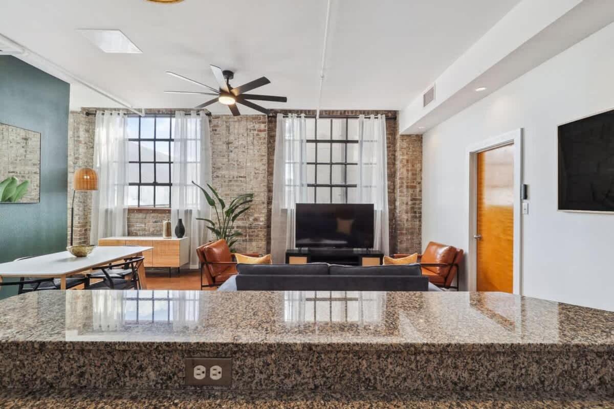 Stylish Industrial Loft In Warehouse District * New Orleans