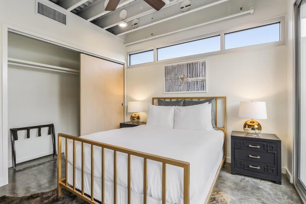 Luxury Two Bedroom Penthouse Apartment New Orleans