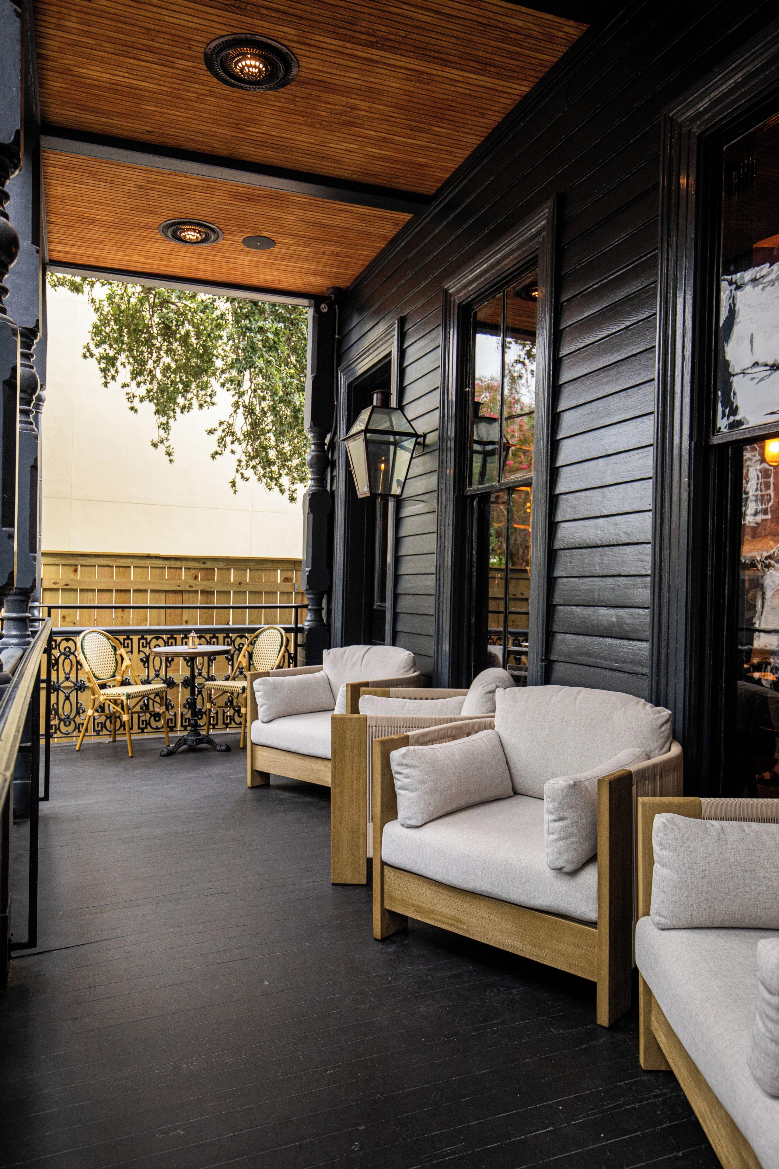 The Prytania Oaks Inn