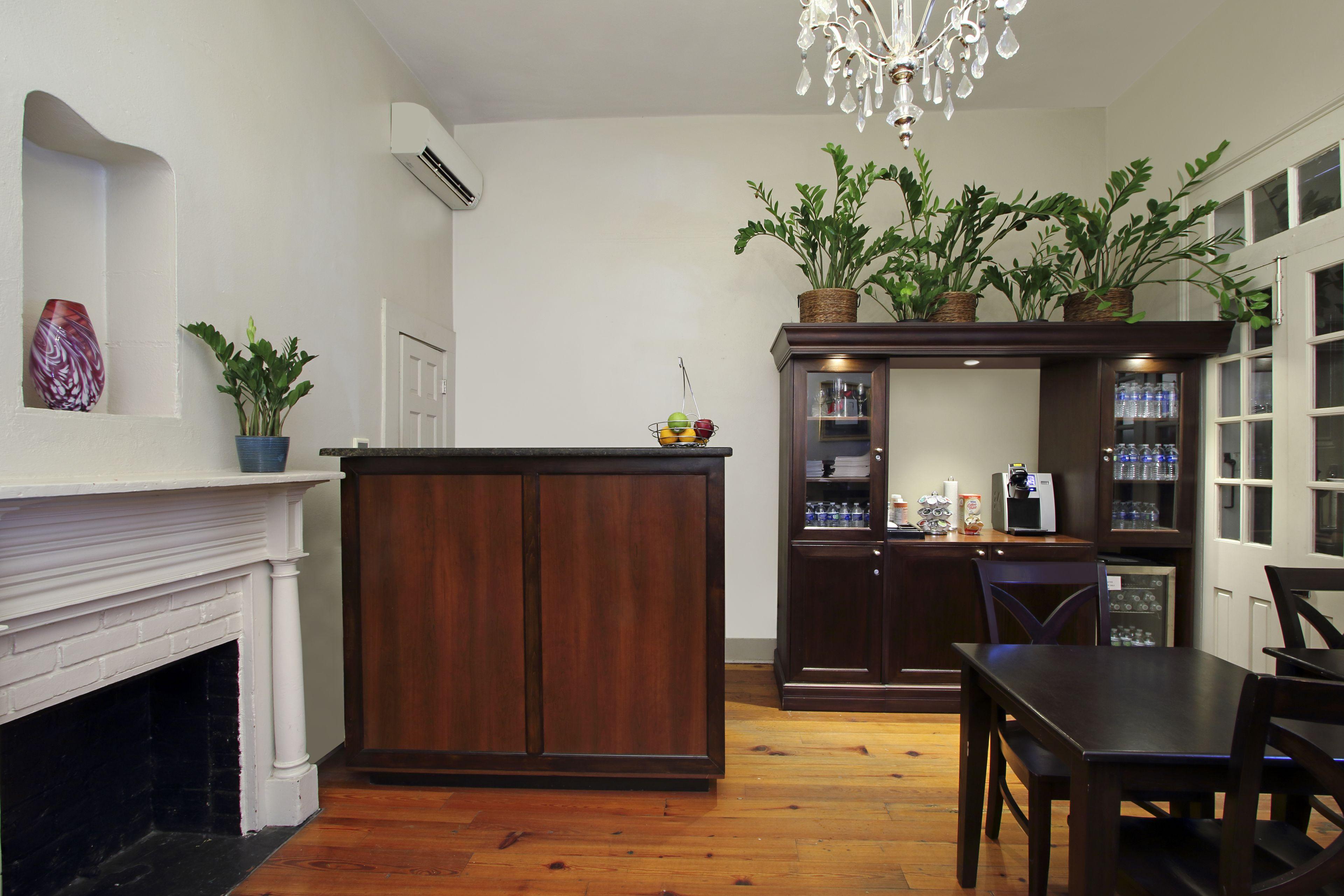 On Ursulines, A French Quarter Inn