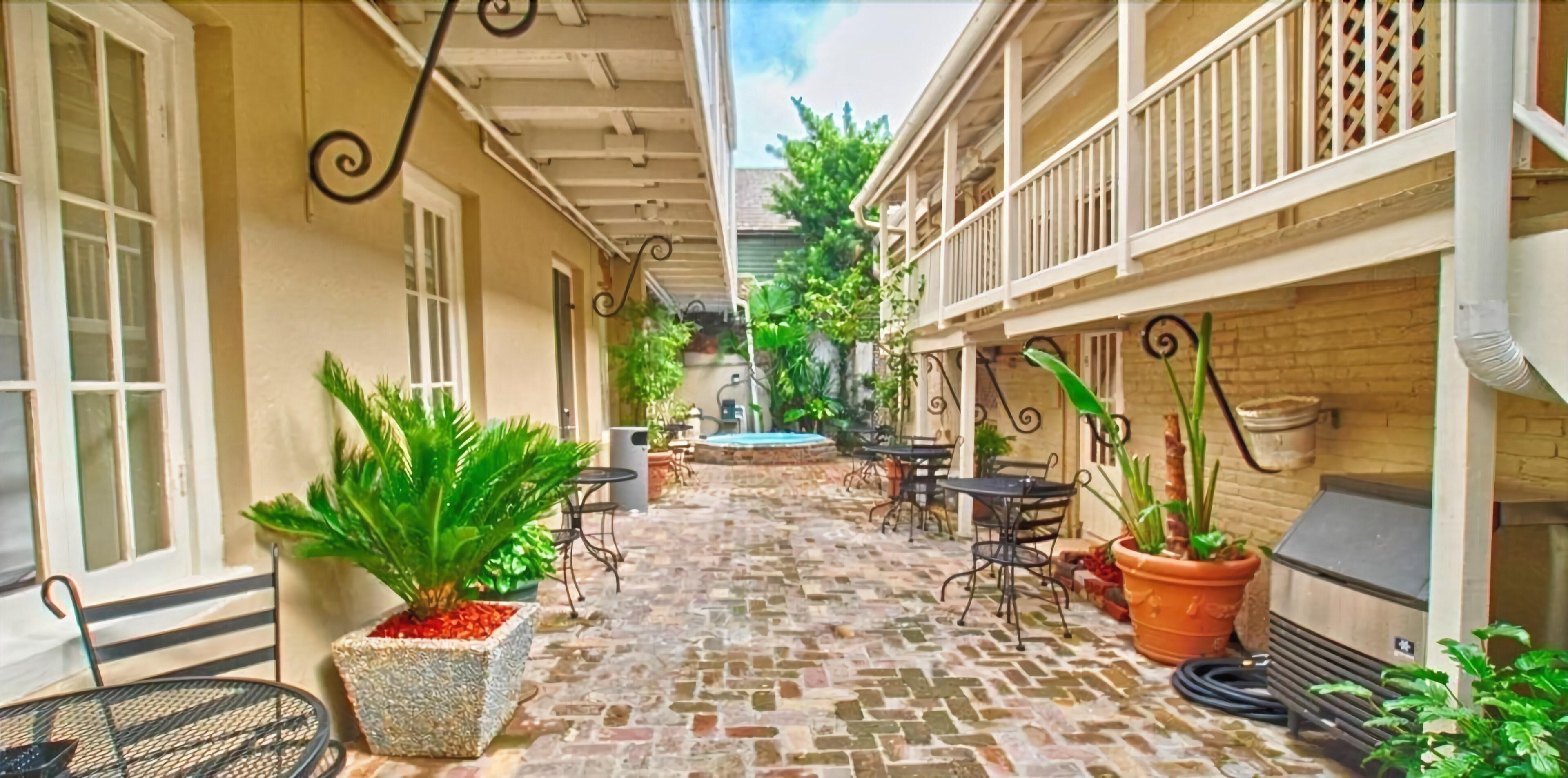 Inn On Ursulines, A French Quarter