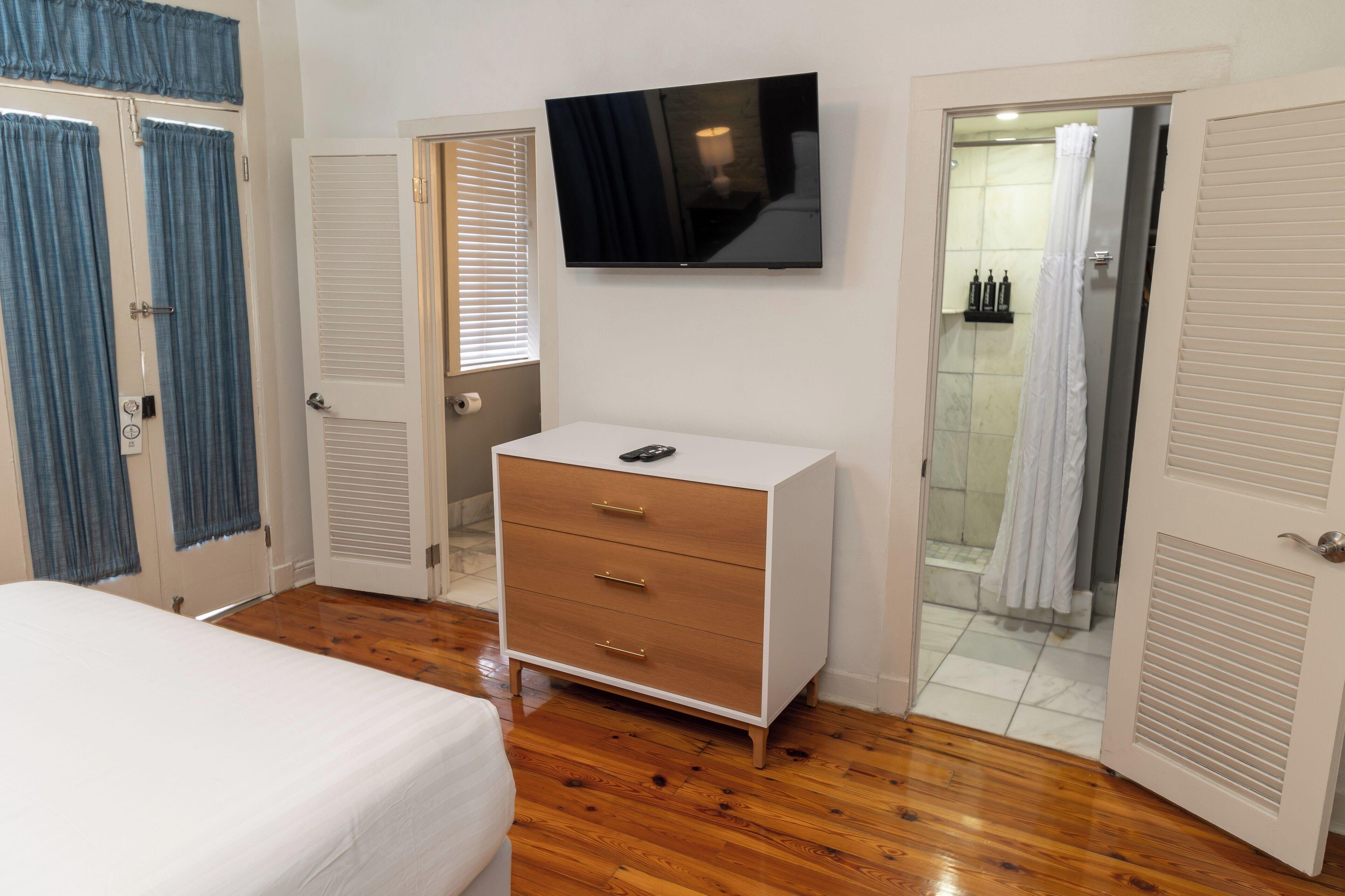 On Ursulines, A French Quarter 3* New Orleans