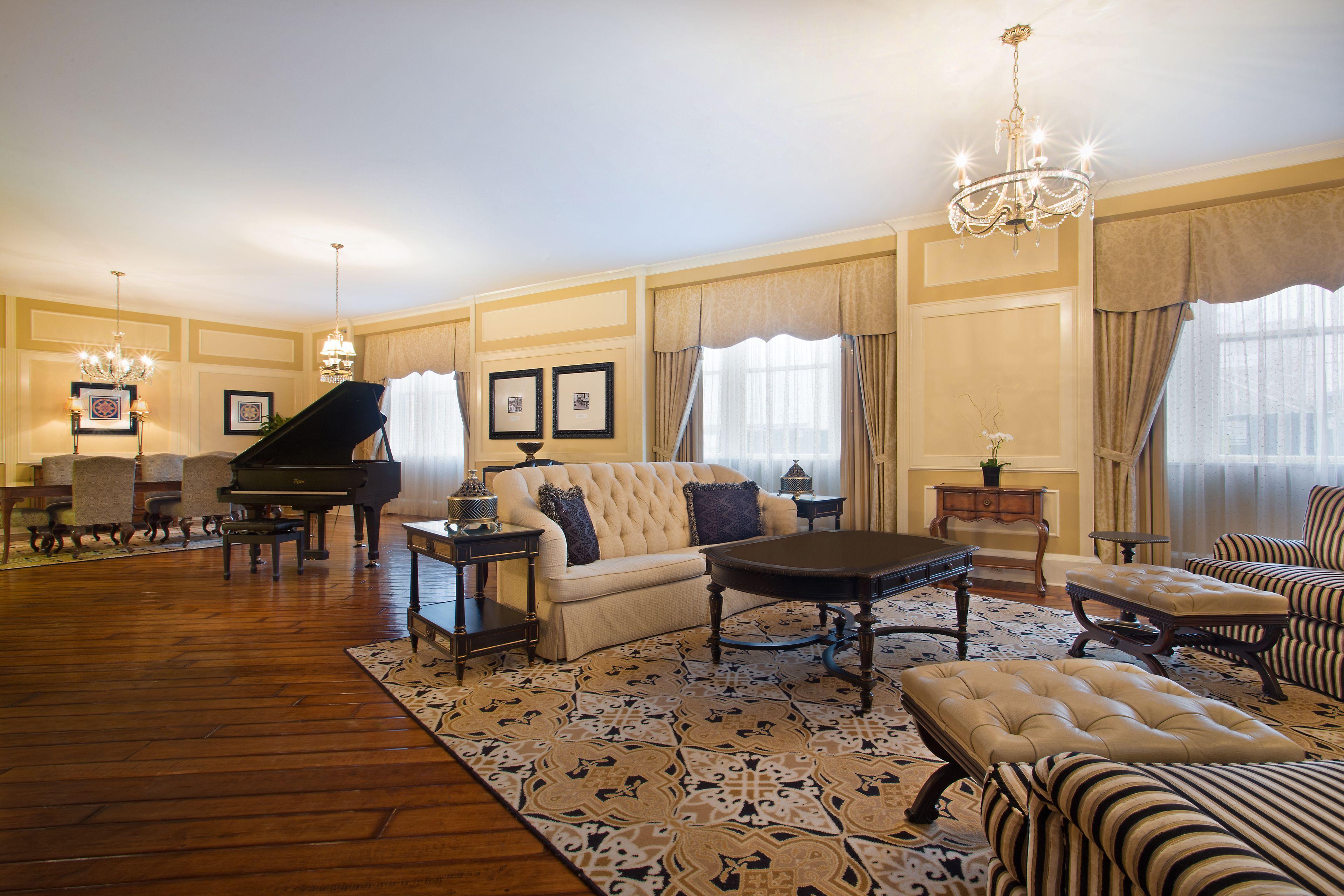 The Roosevelt - Waldorf Astoria & Hotel New Orleans