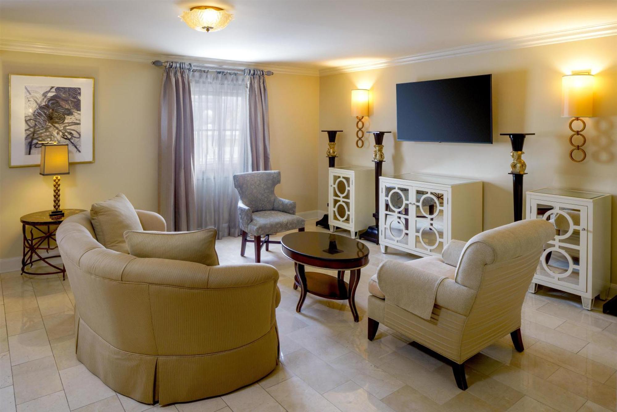 The Royal Sonesta Hotel