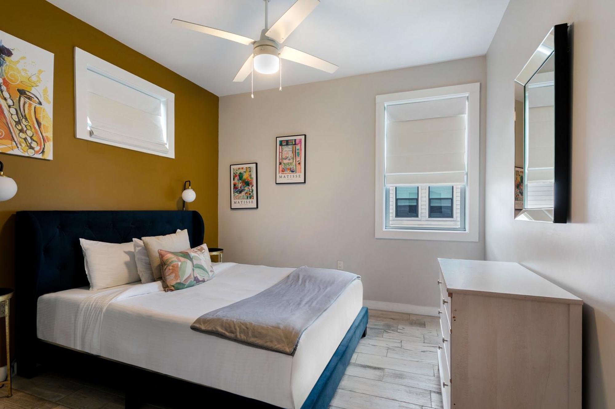 Holiday home Luxury 3-story W Pool & Parking Garage New Orleans