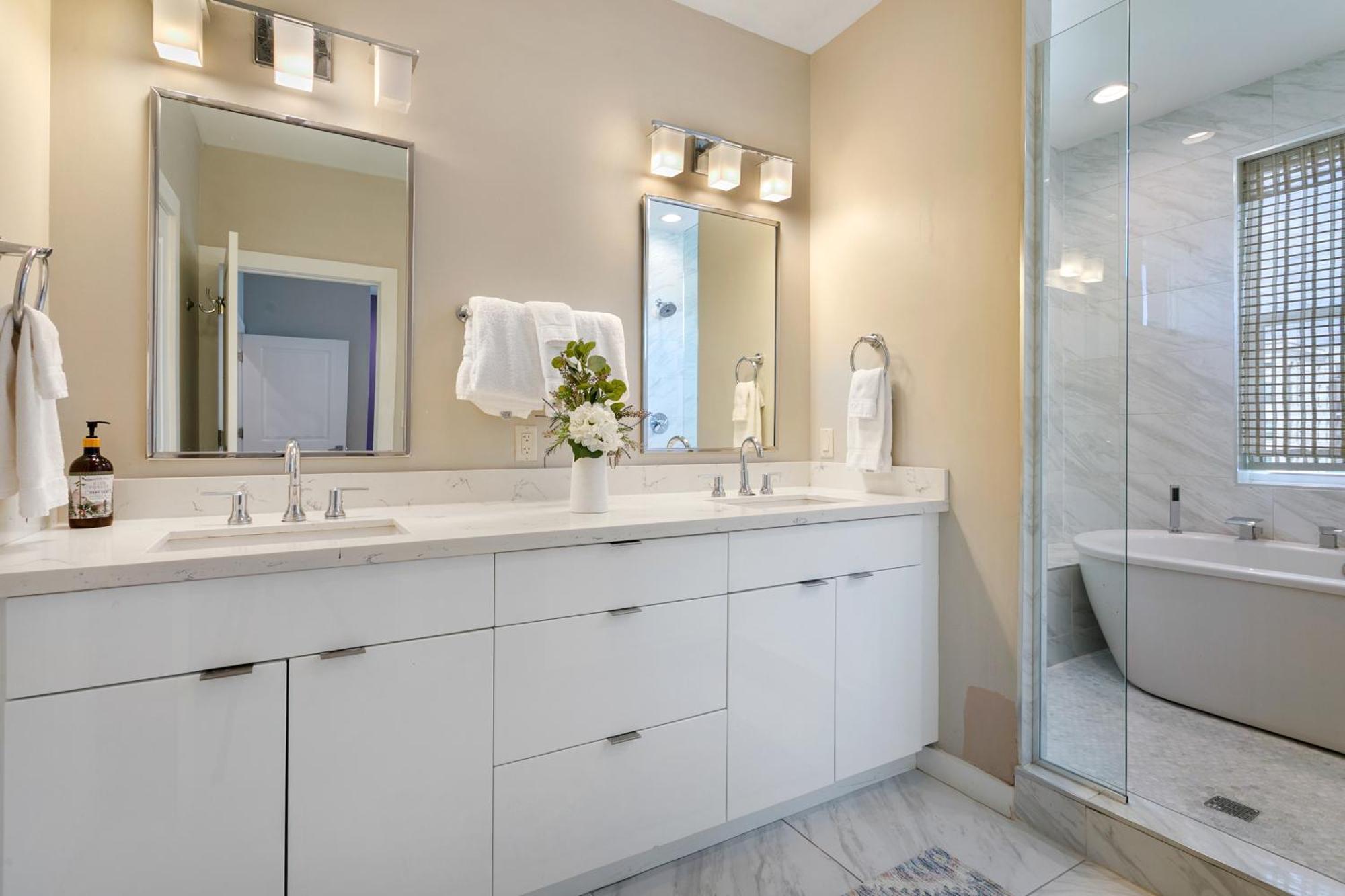 New Construction Elegant Holiday home *