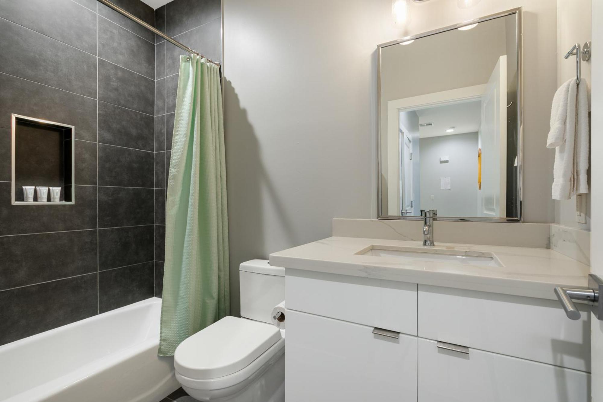 New Construction Elegant Holiday home *