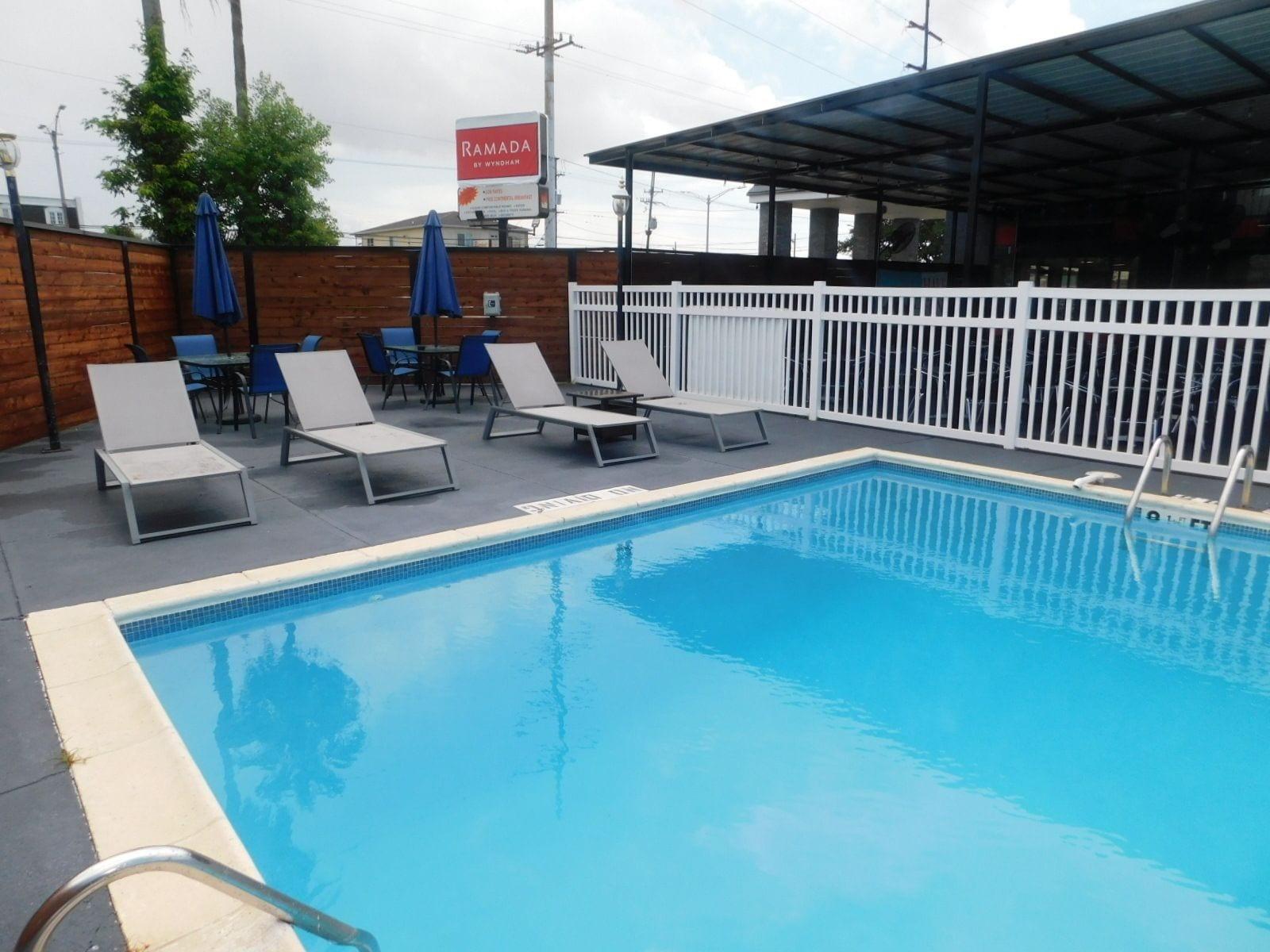 Hotel 10 Extended Stay Hotel New Orleans